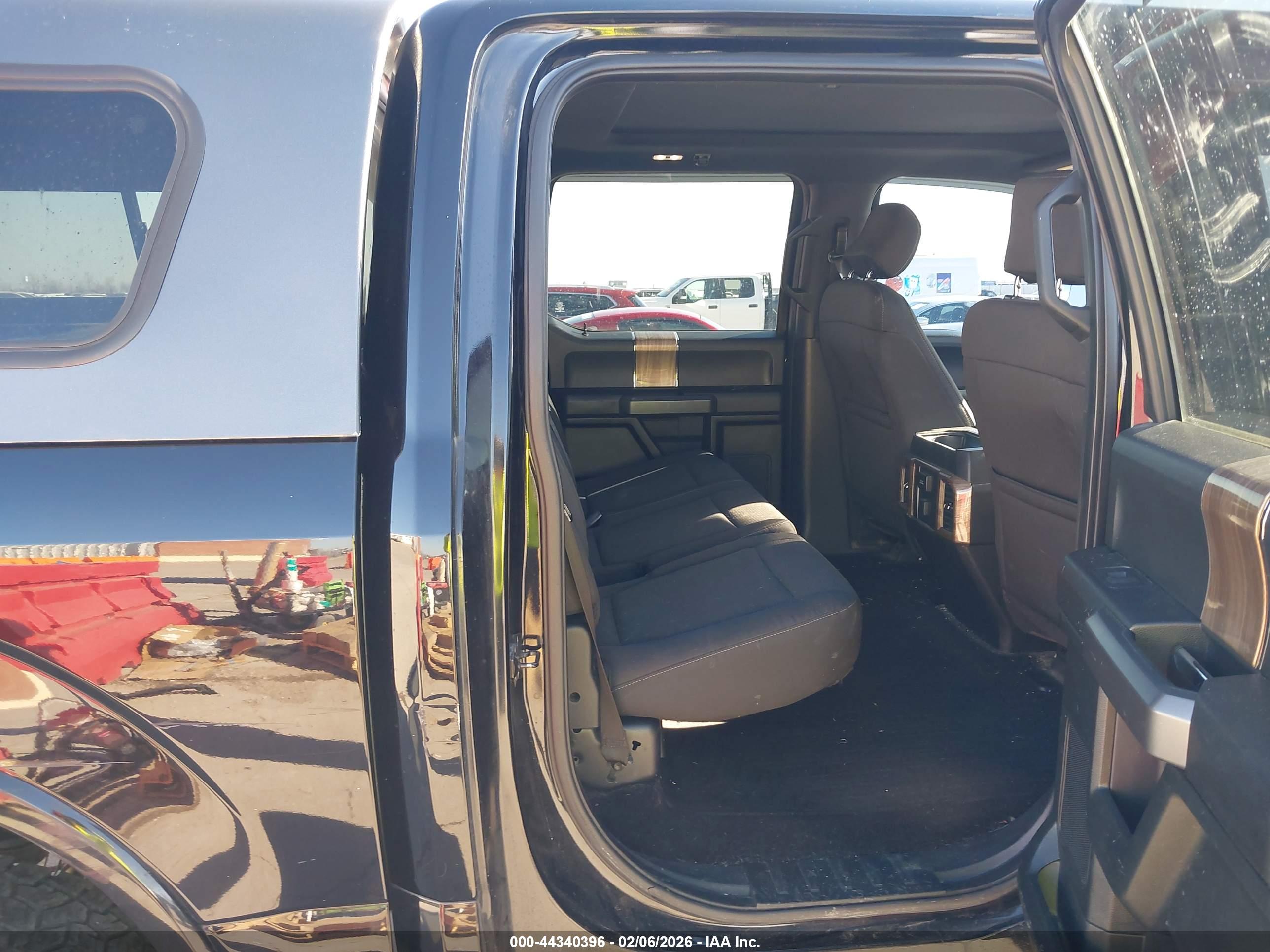 FORD F-150 image 8