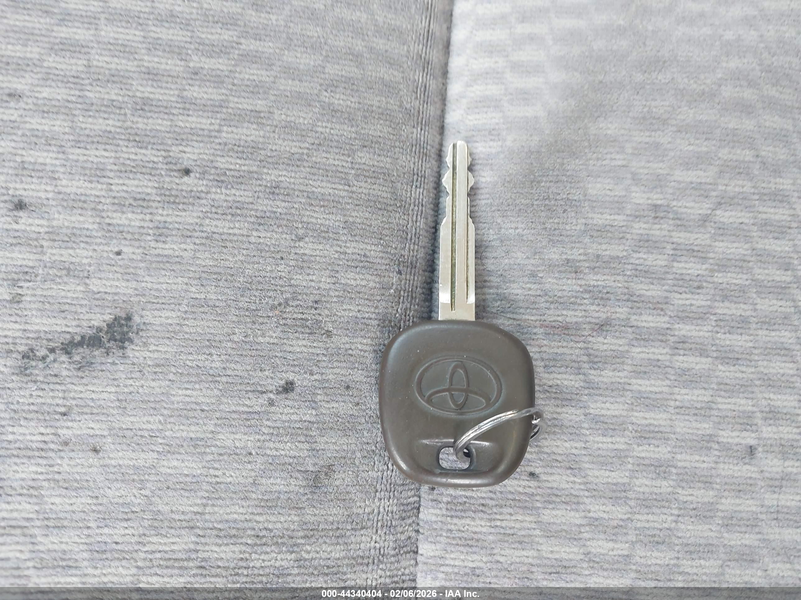 TOYOTA COROLLA image 11