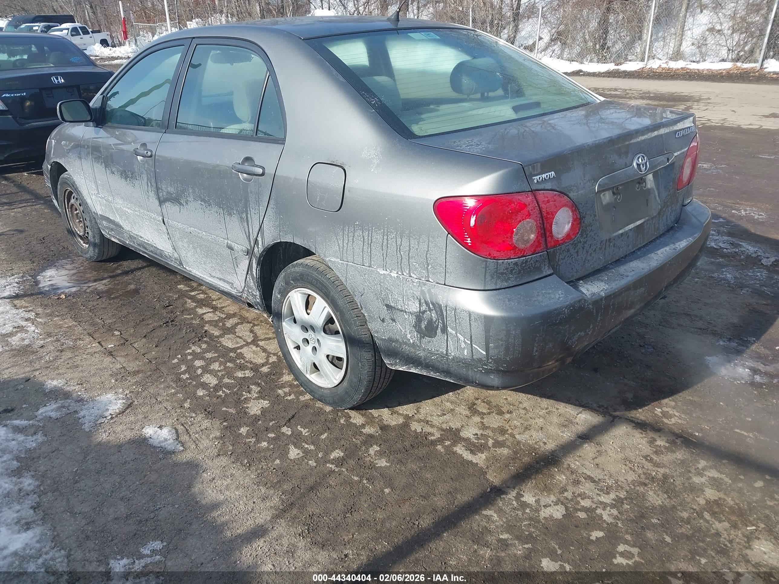 TOYOTA COROLLA image 3