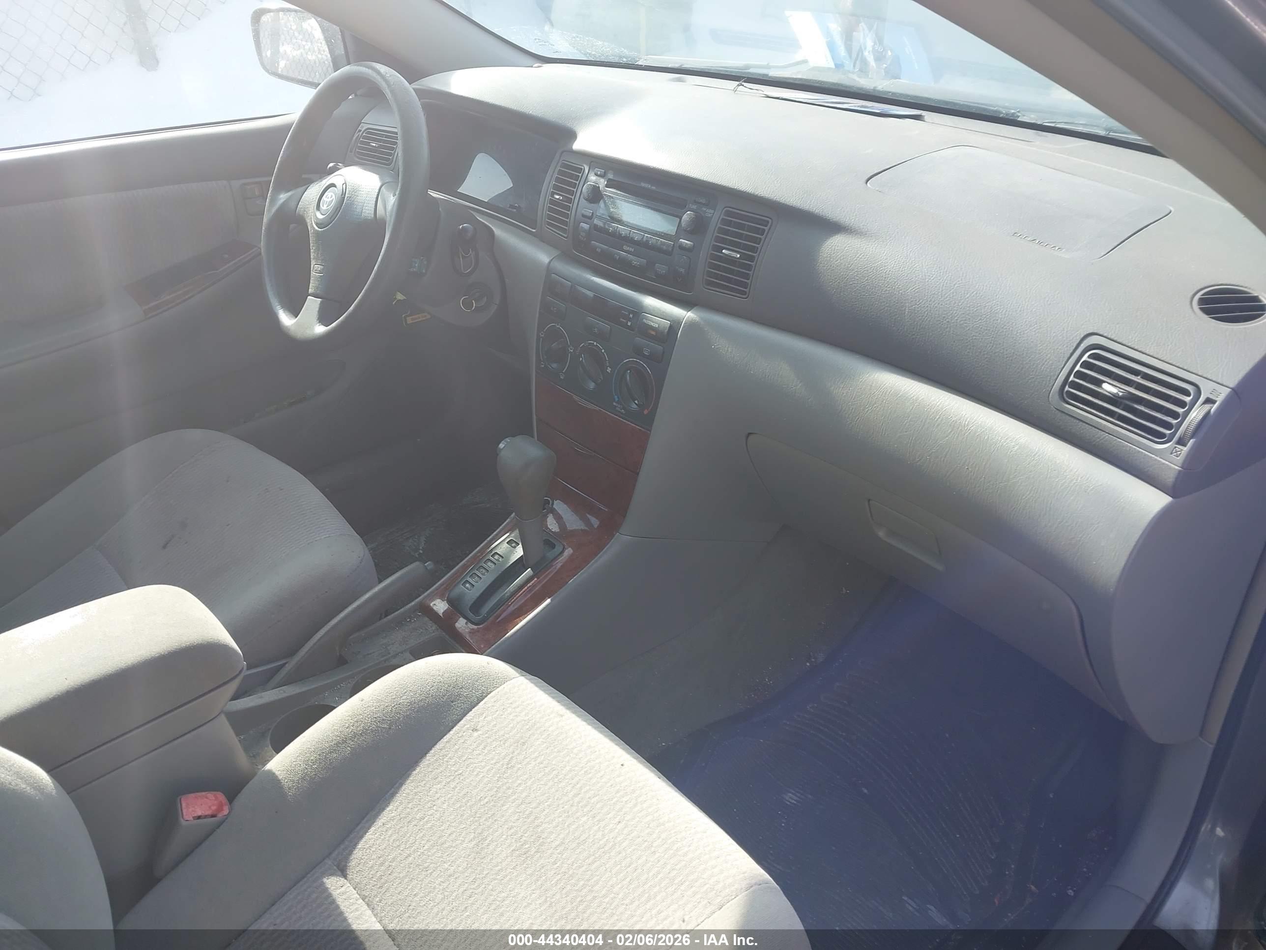 TOYOTA COROLLA image 5
