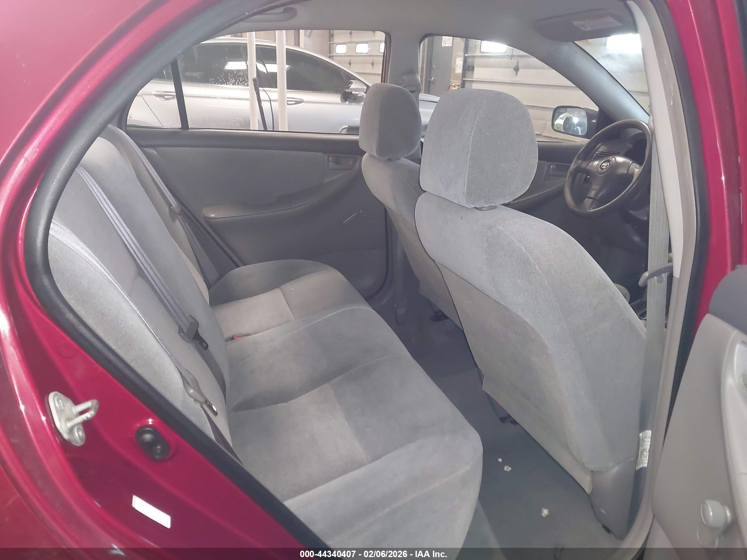 TOYOTA COROLLA image 8