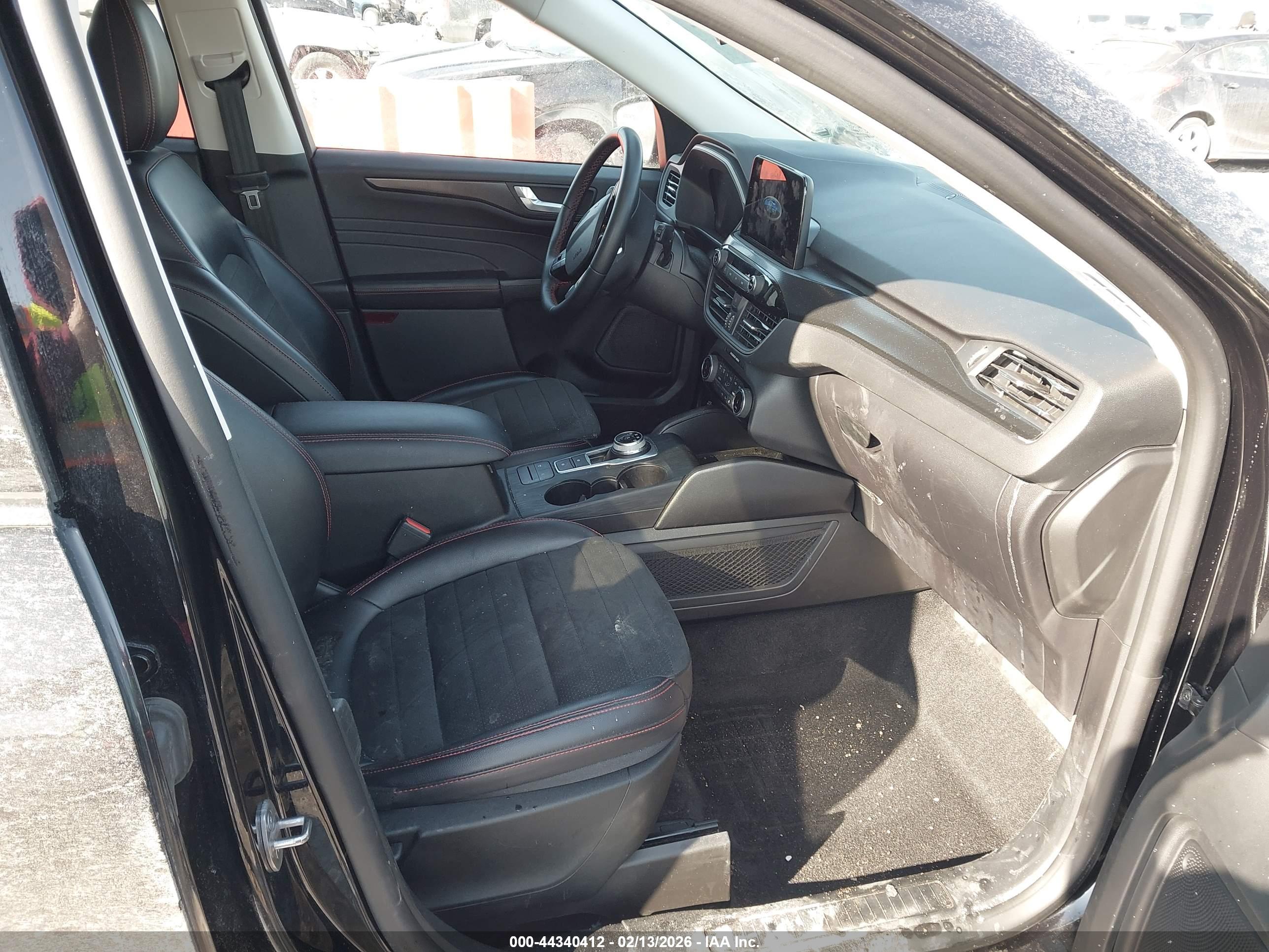 FORD ESCAPE image 5
