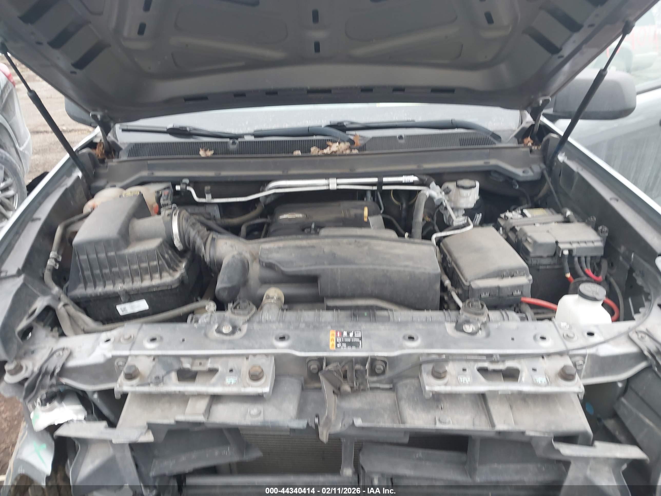 CHEVROLET COLORADO image 10