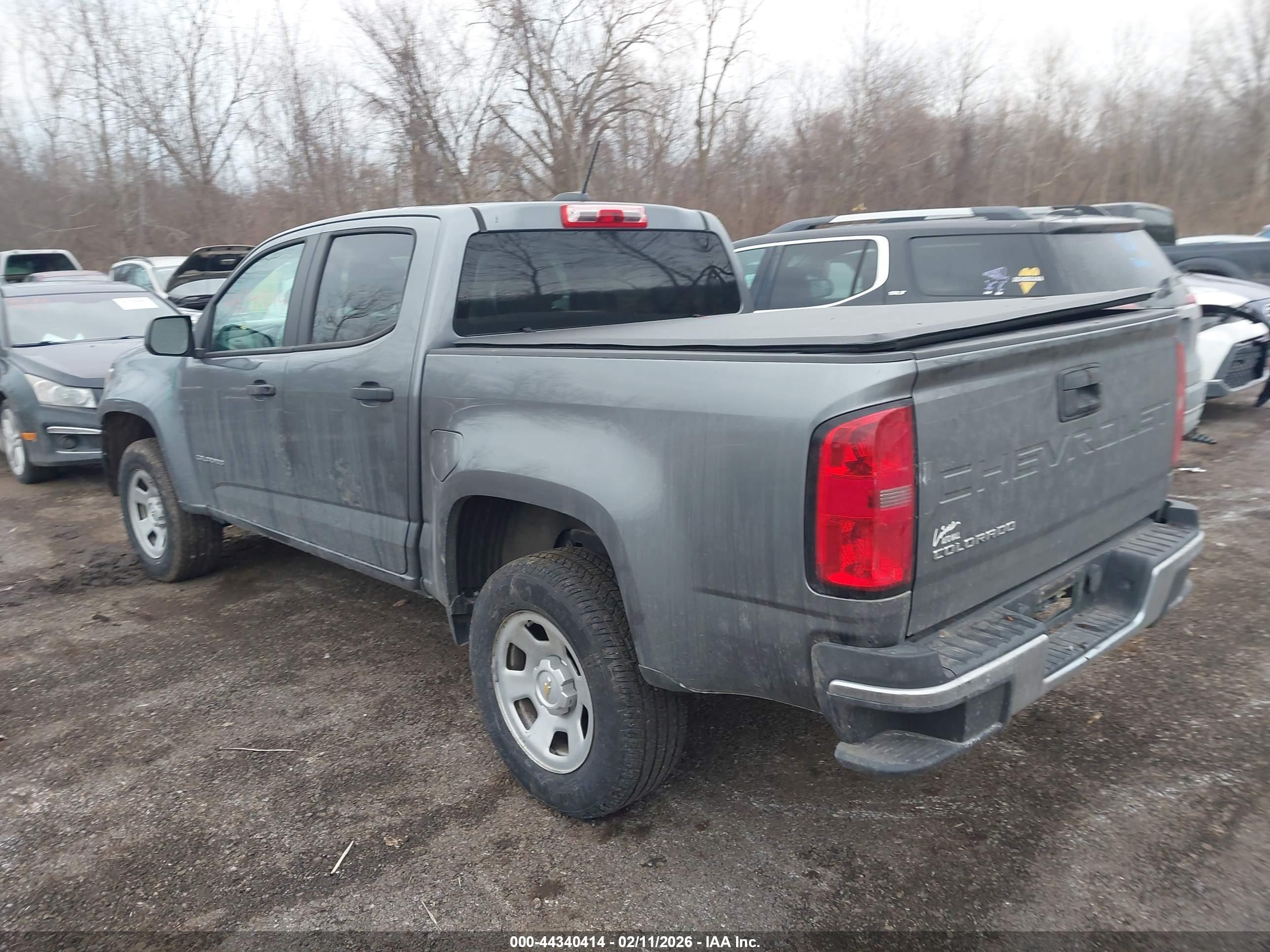 CHEVROLET COLORADO image 3