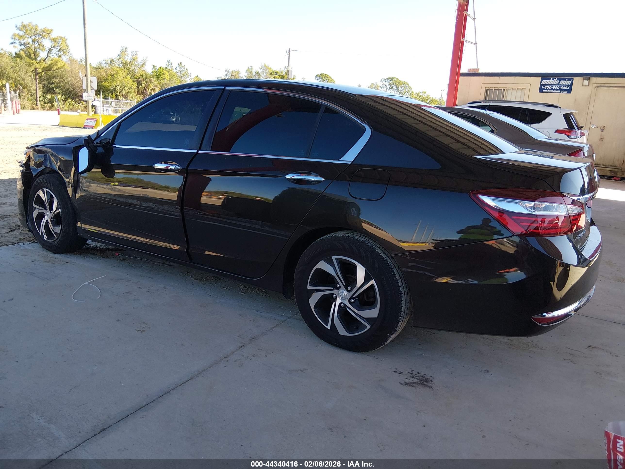 HONDA ACCORD image 3