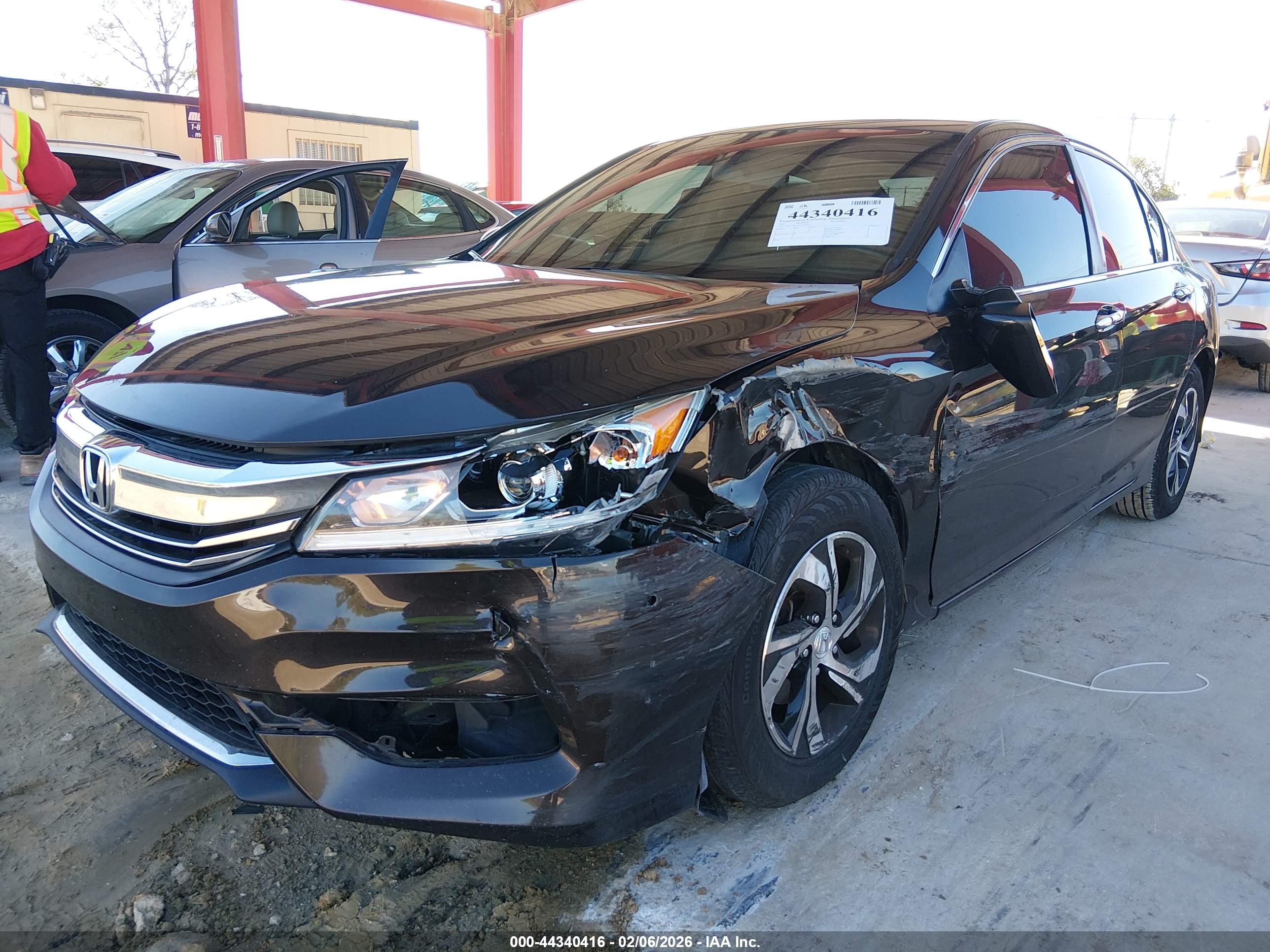 HONDA ACCORD image 6