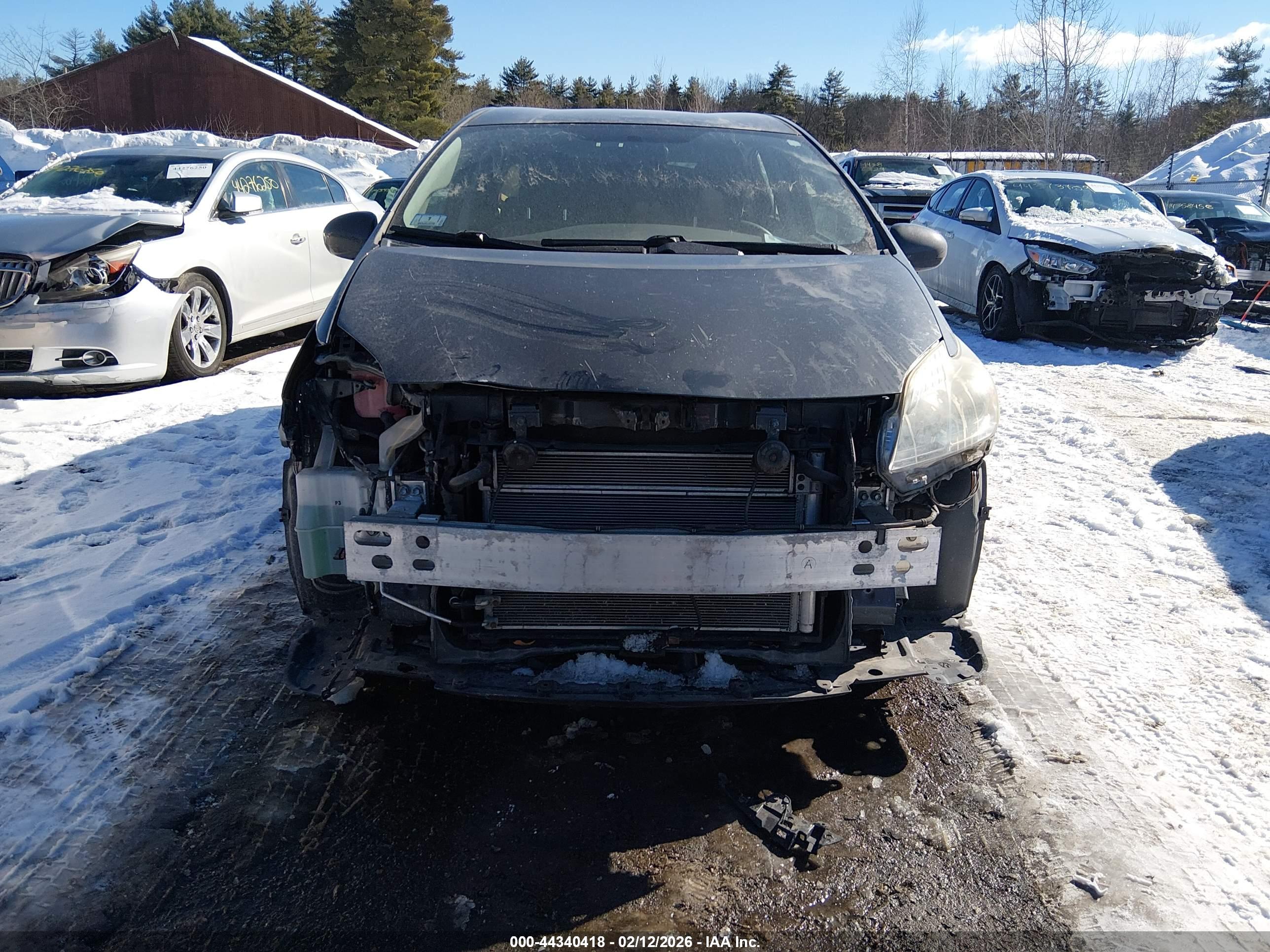 TOYOTA PRIUS image 6
