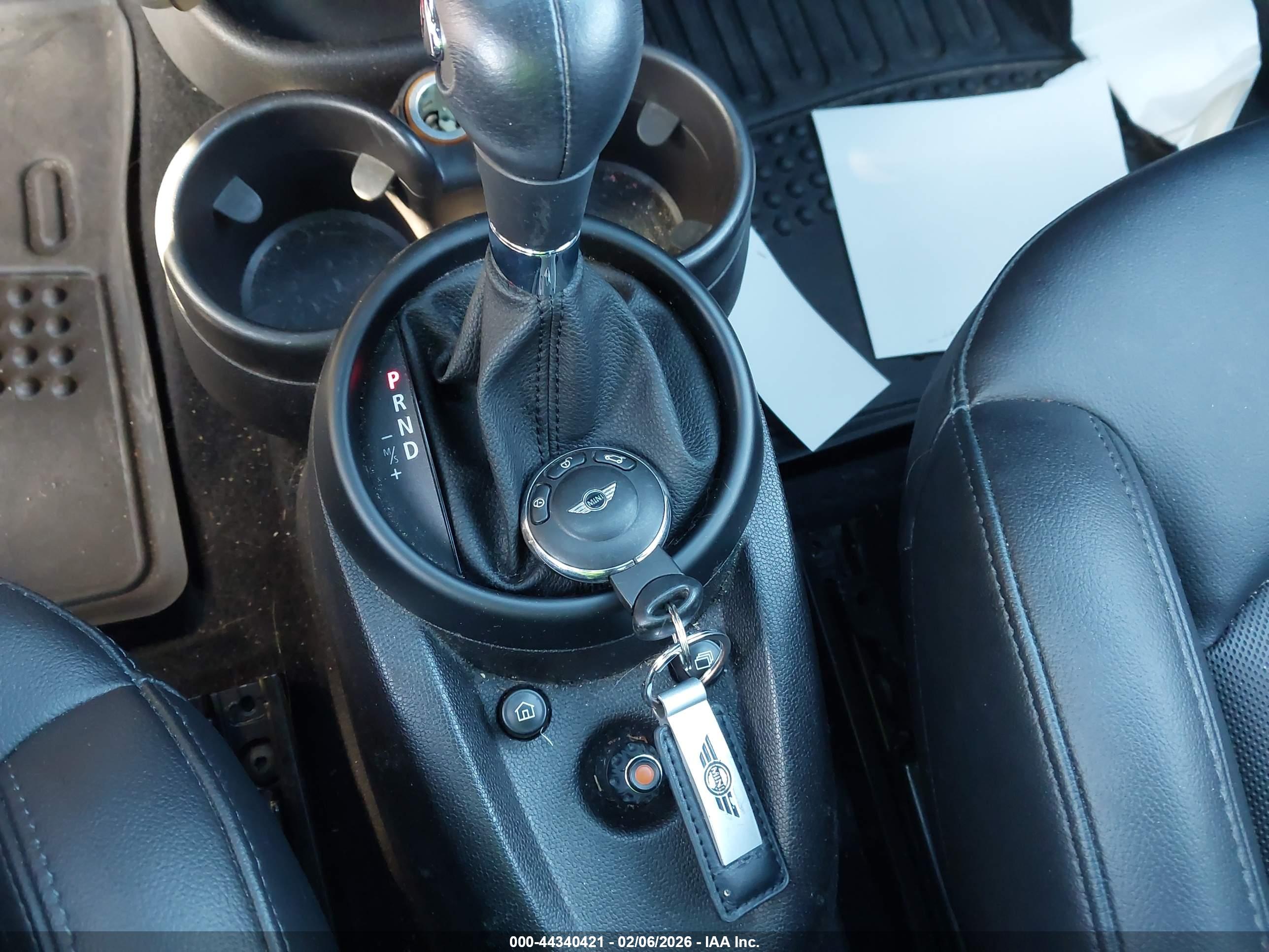 MINI COUNTRYMAN image 11