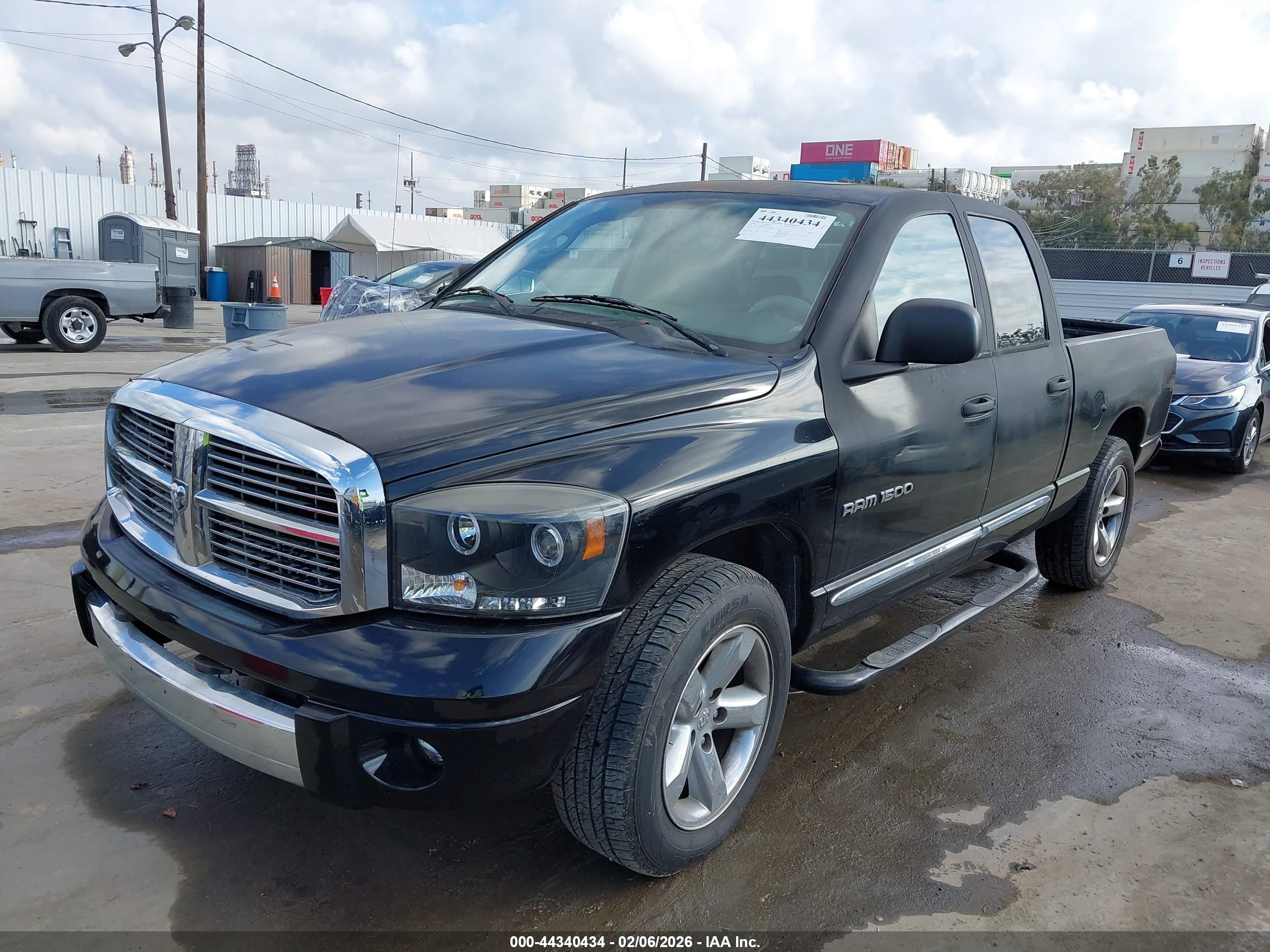 DODGE RAM image 2