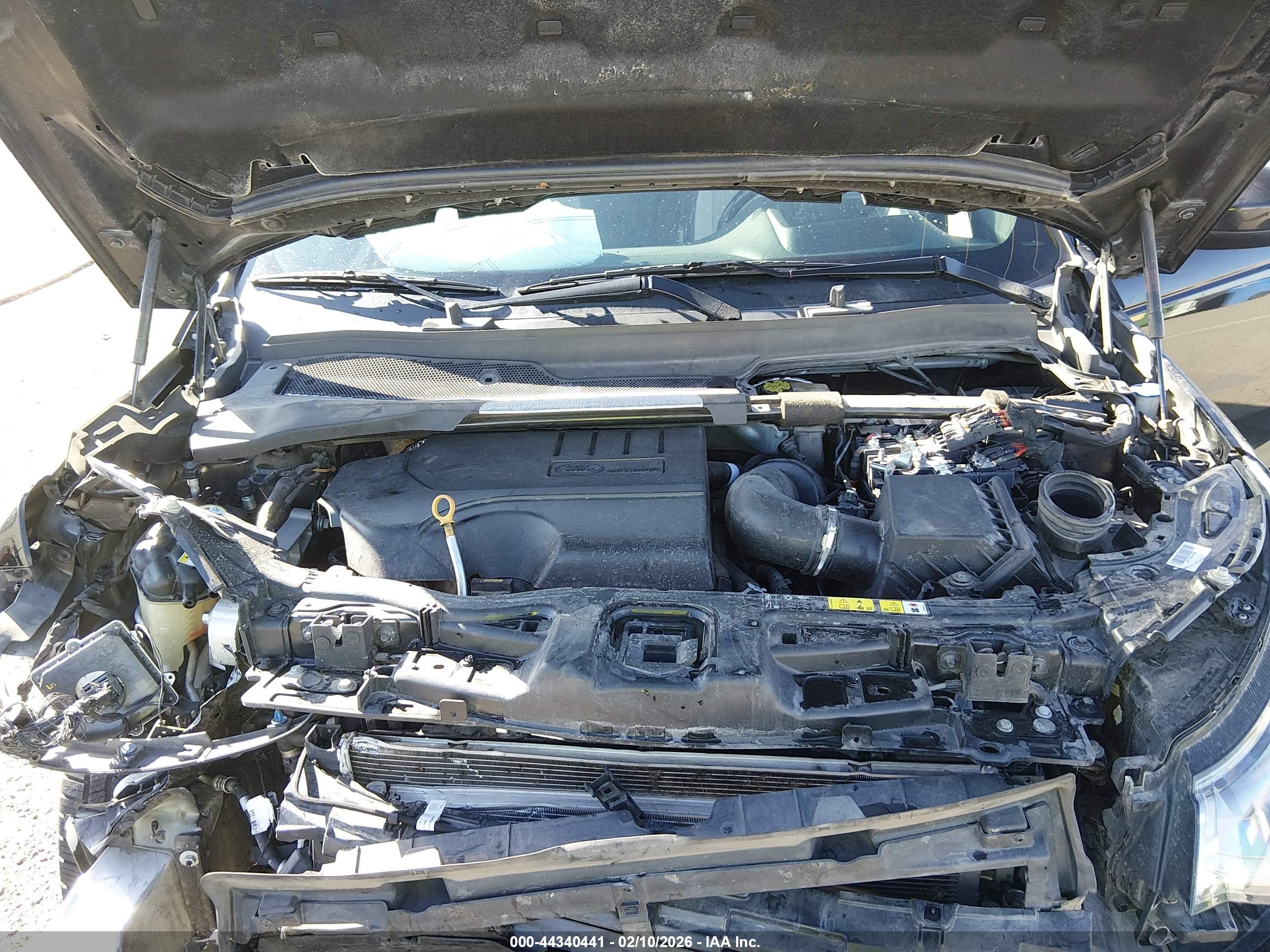 LAND ROVER image 10