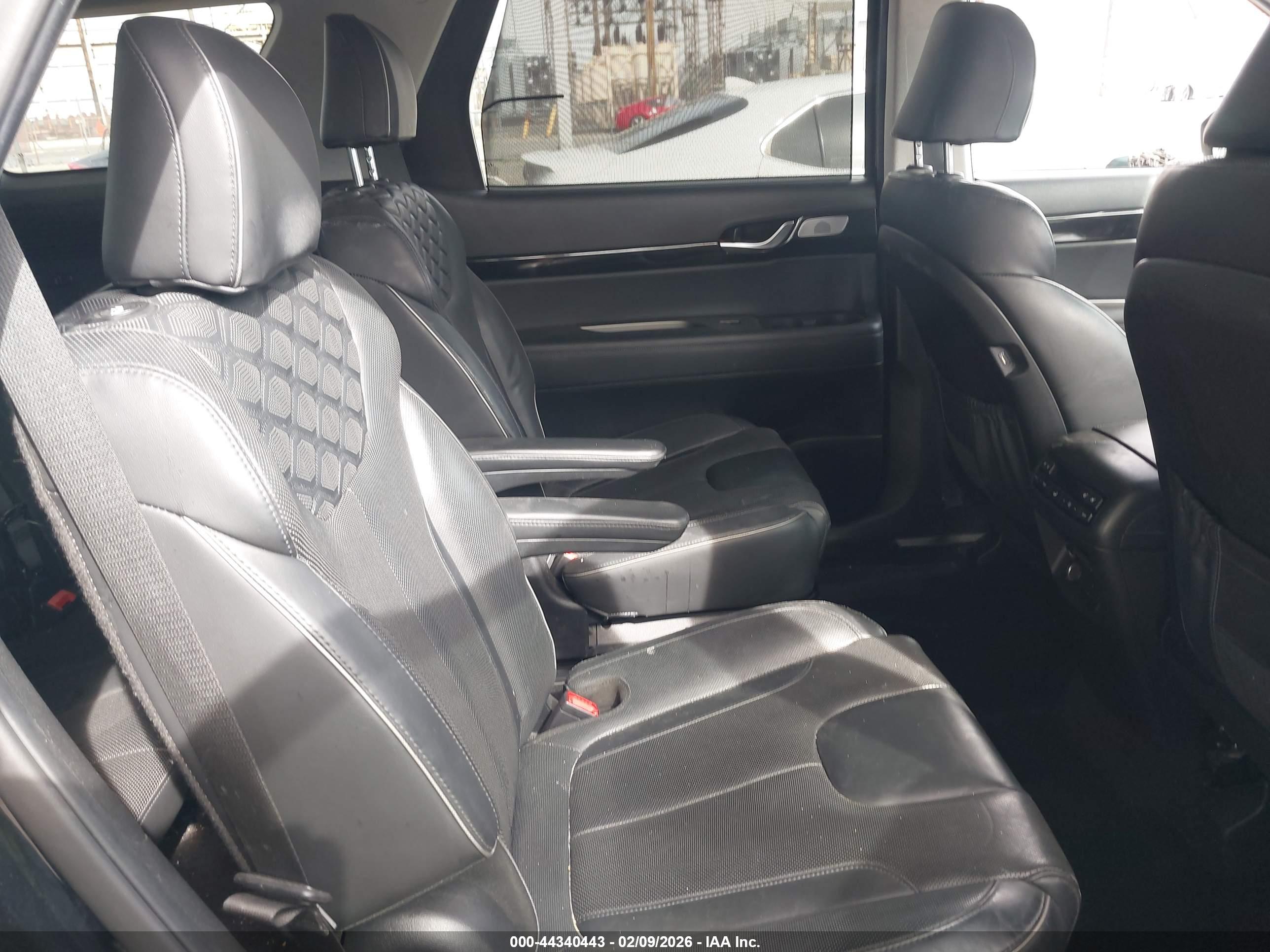 HYUNDAI PALISADE image 8