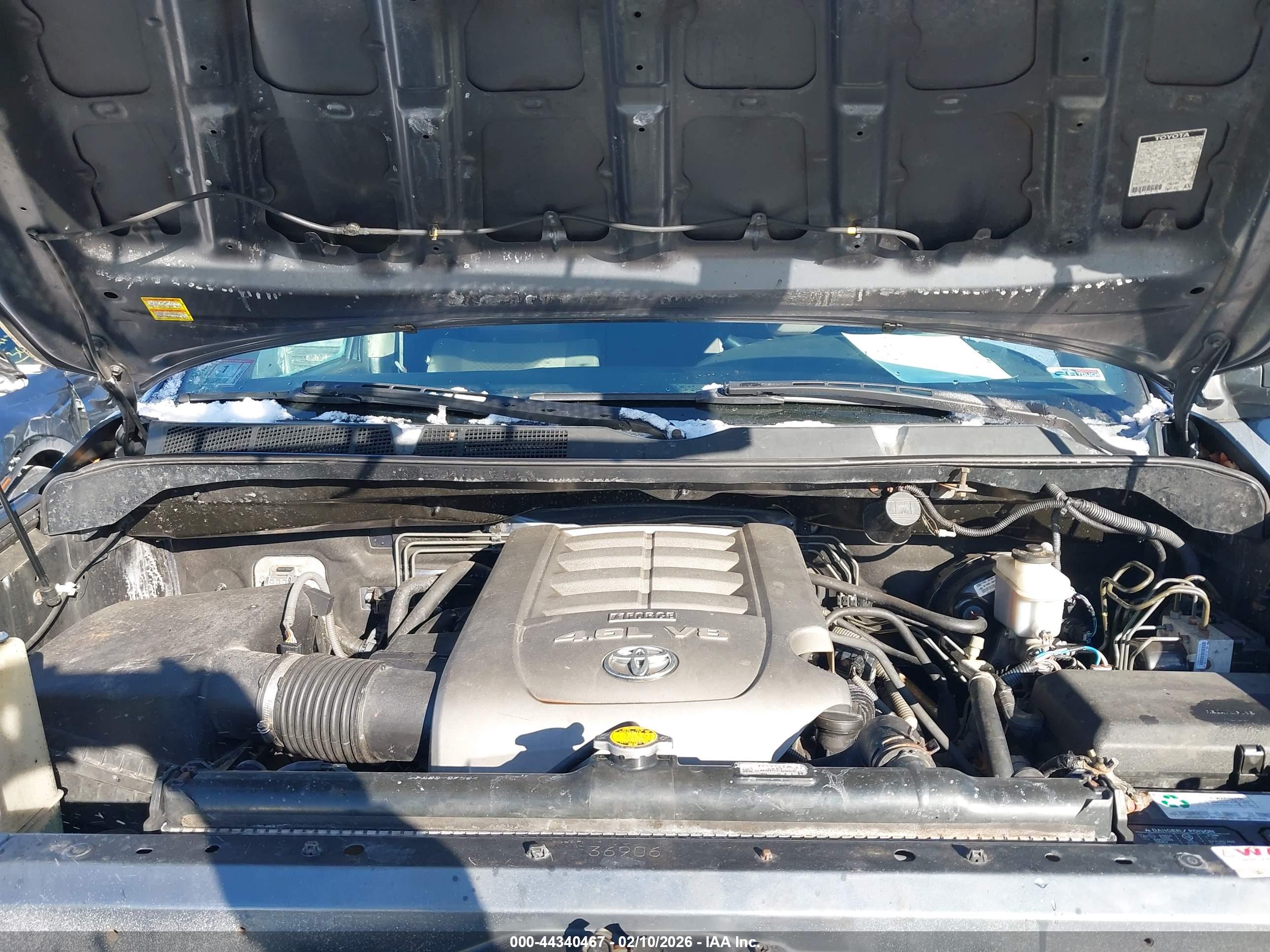 TOYOTA TUNDRA image 10