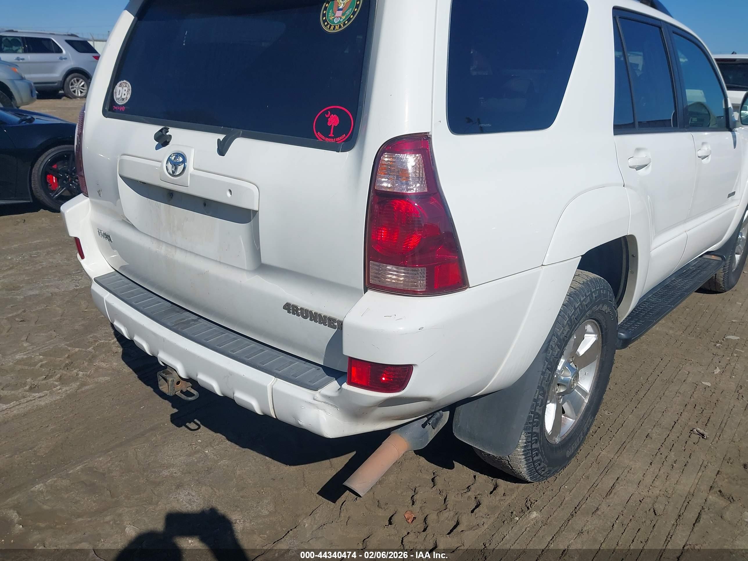 TOYOTA 4RUNNER image 6