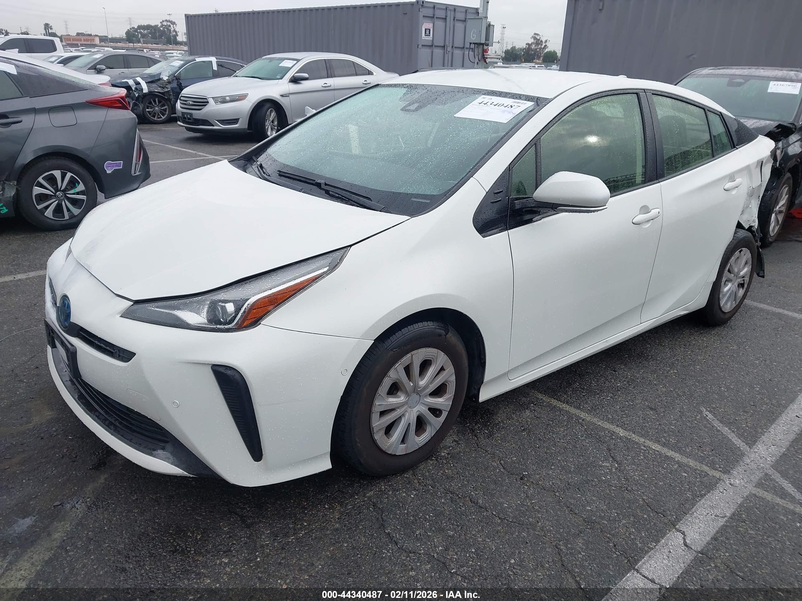 TOYOTA PRIUS image 2