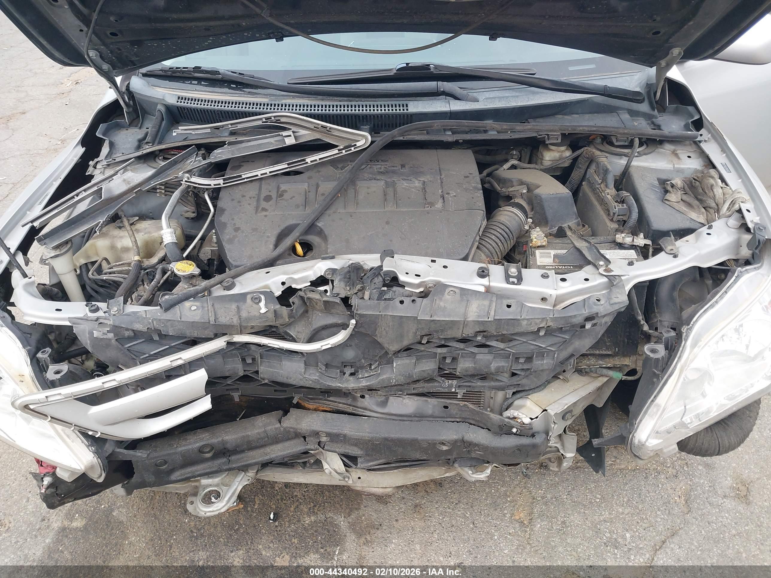 TOYOTA COROLLA image 10