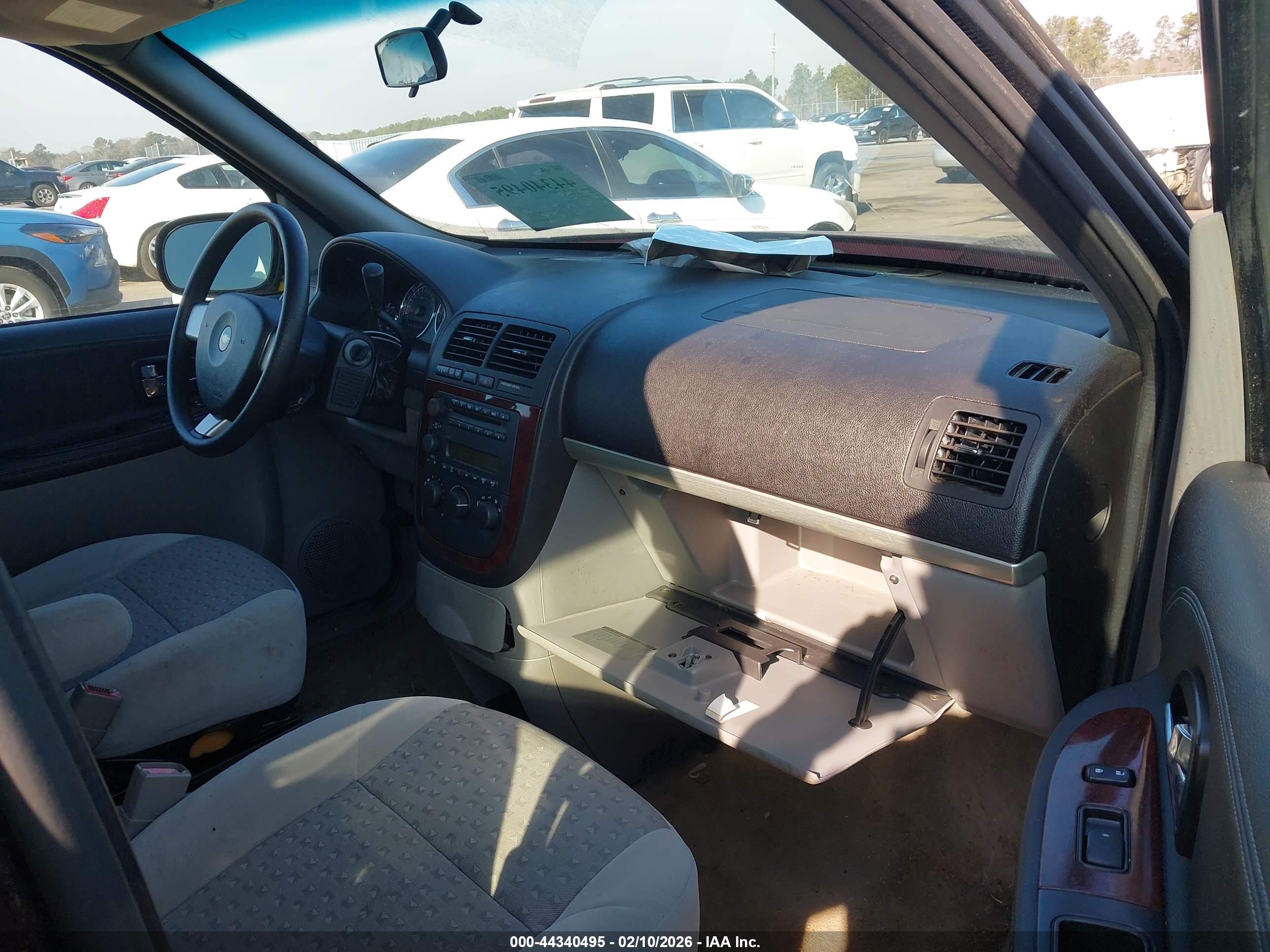 CHEVROLET UPLANDER image 5