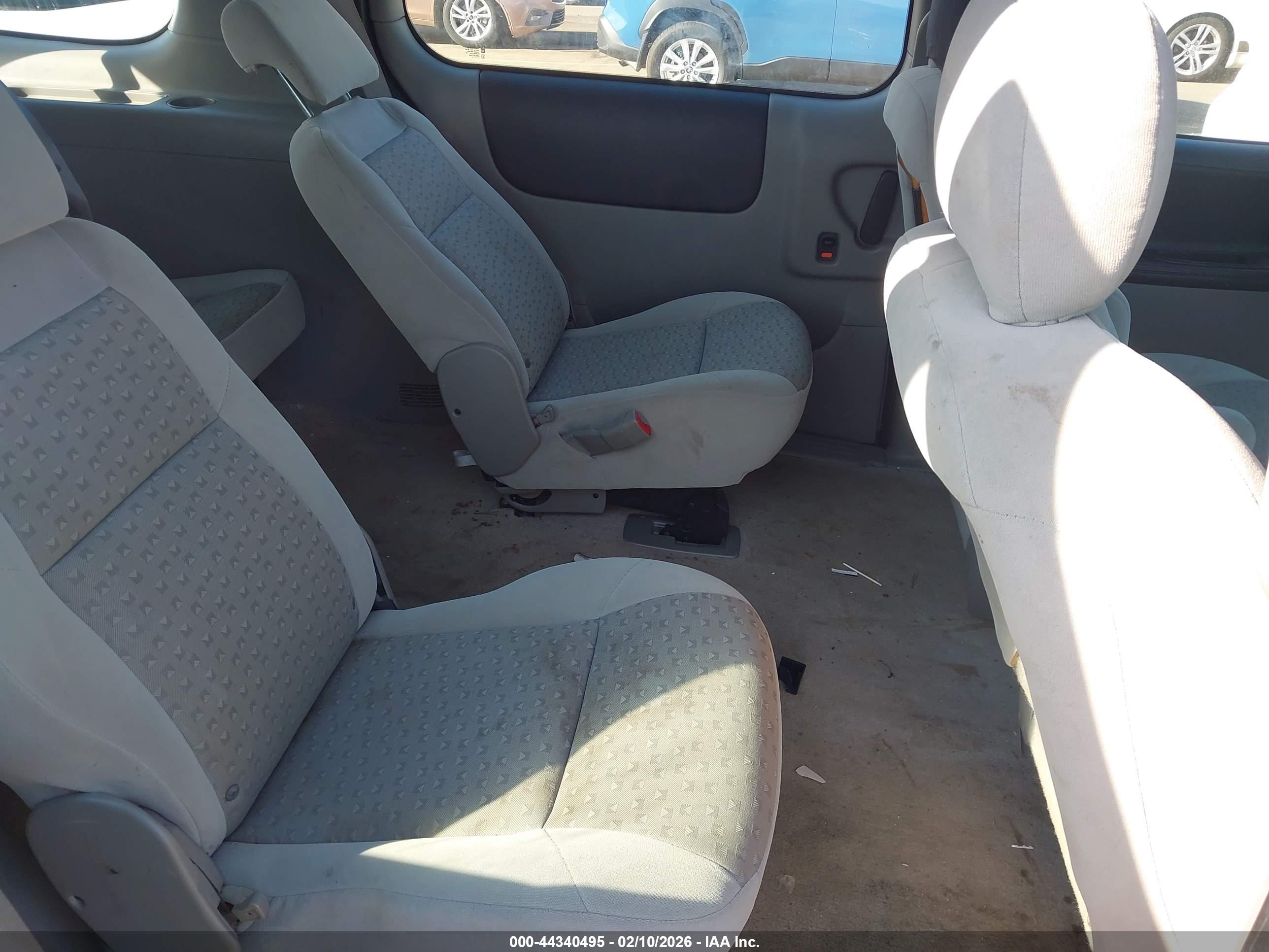 CHEVROLET UPLANDER image 8
