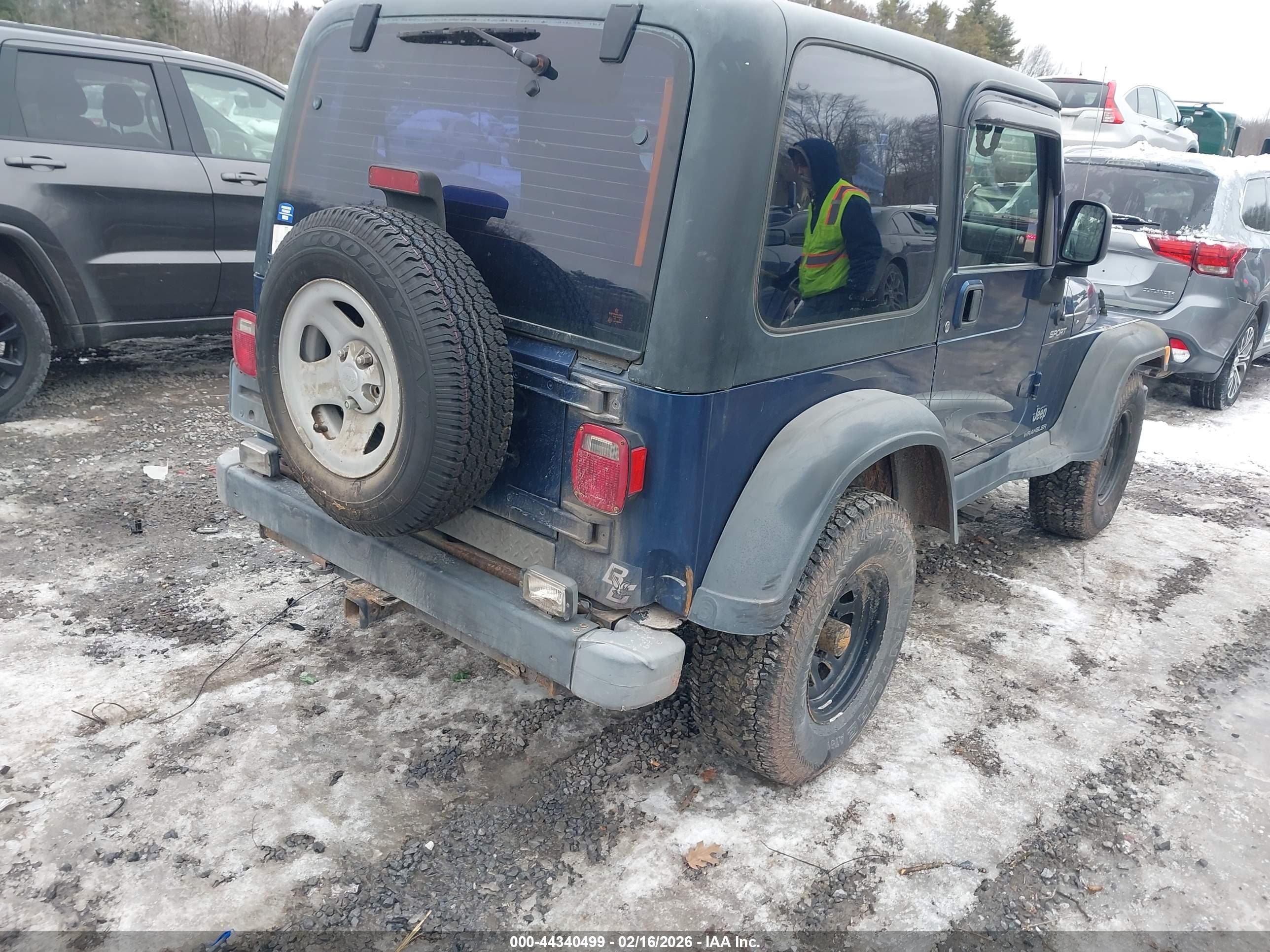 JEEP WRANGLER image 4