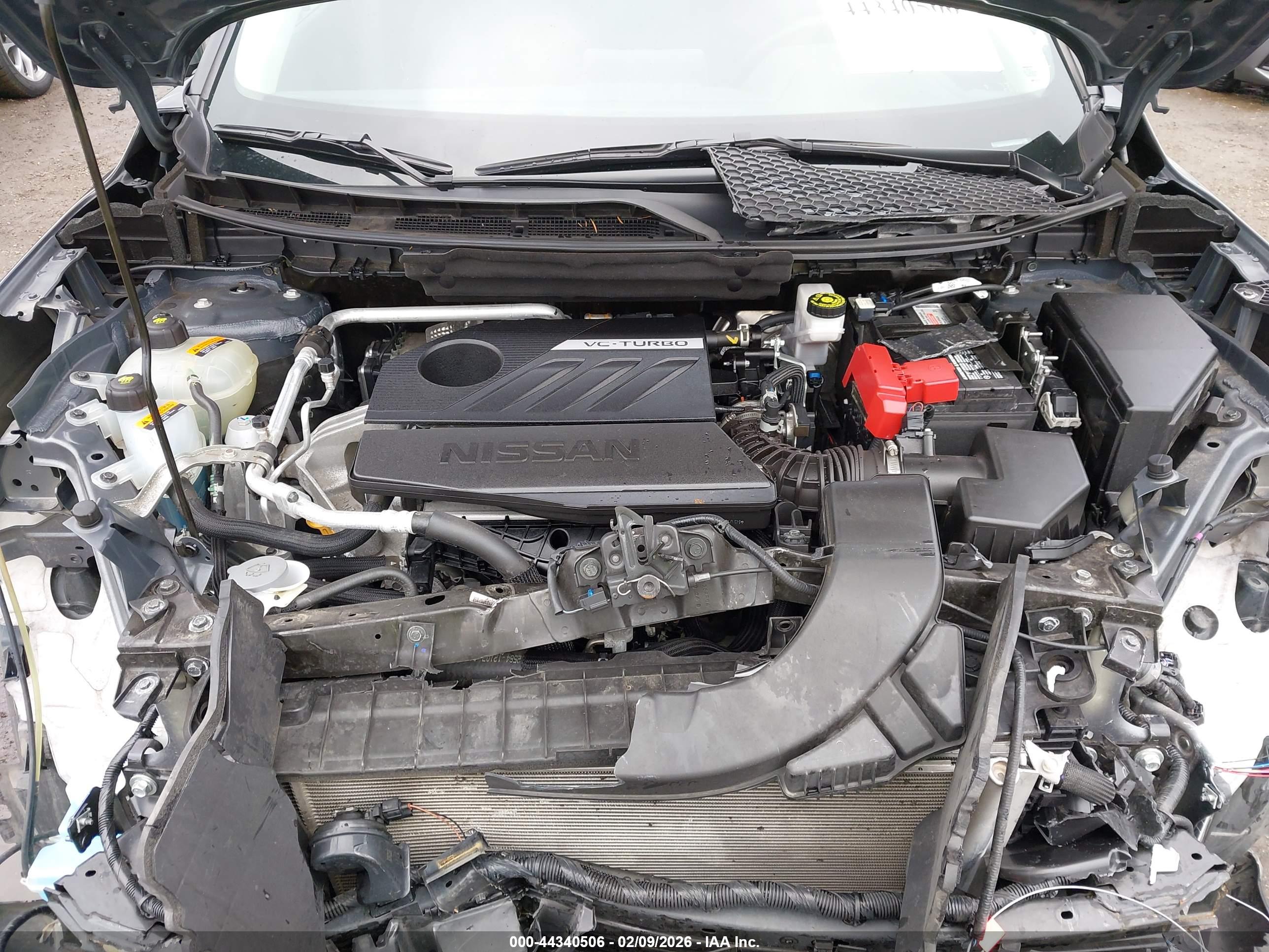 NISSAN ROGUE image 10