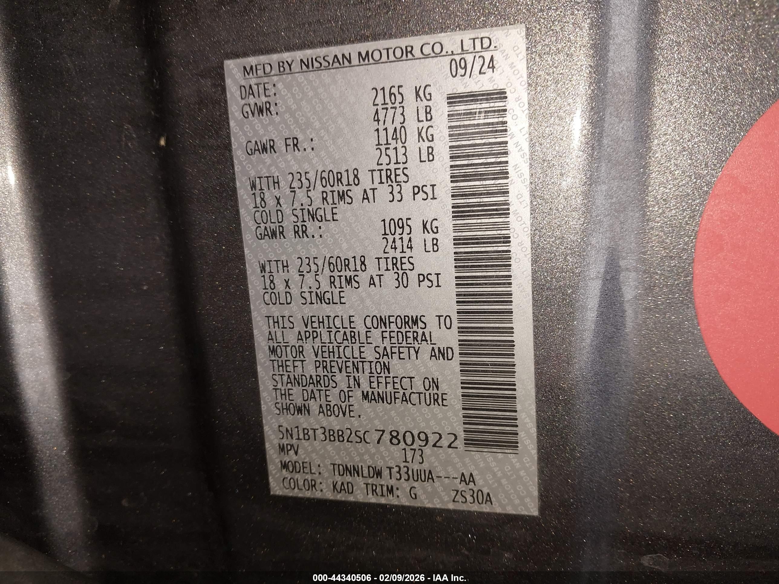 NISSAN ROGUE image 9