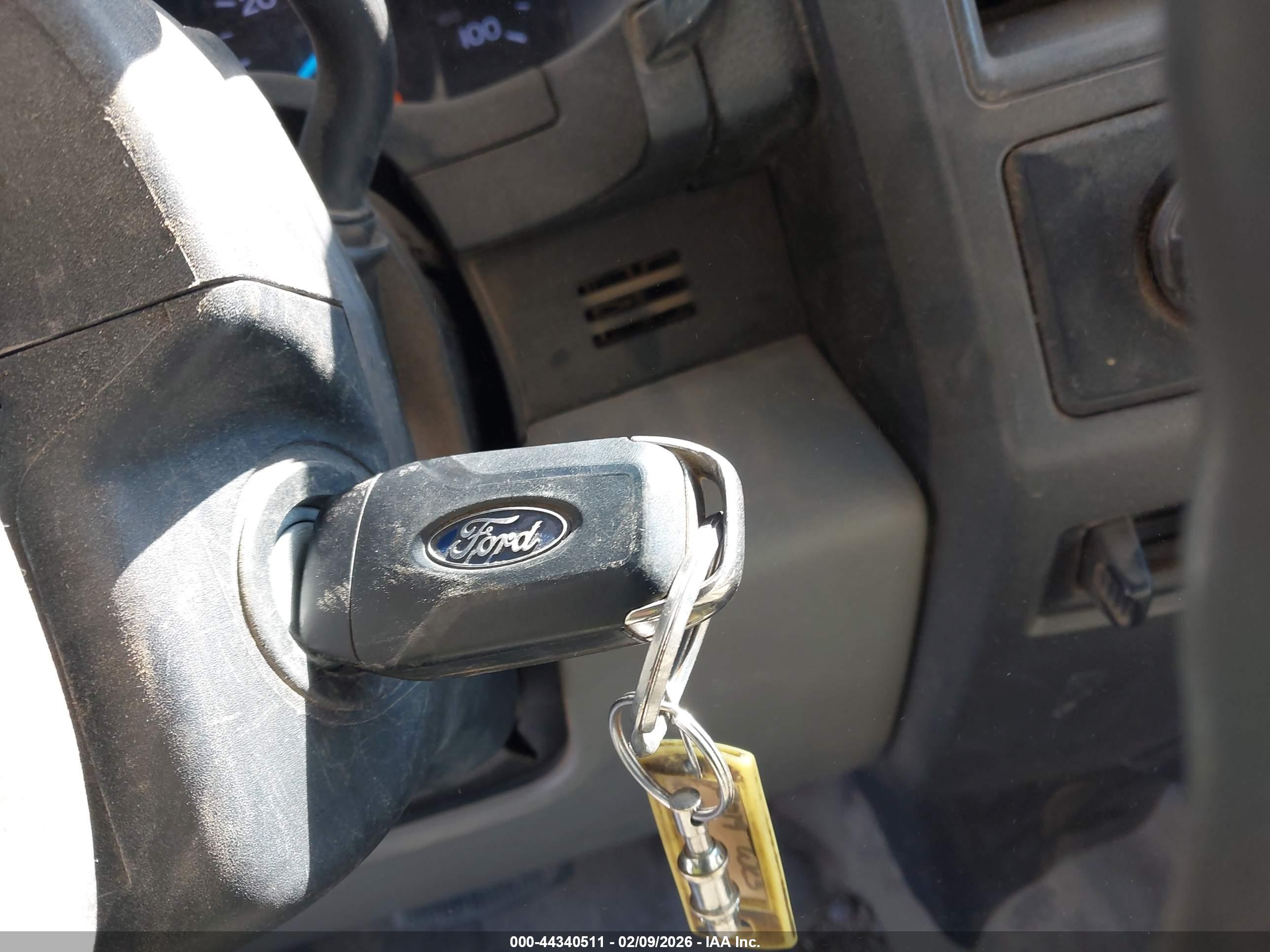 FORD F-350 image 11