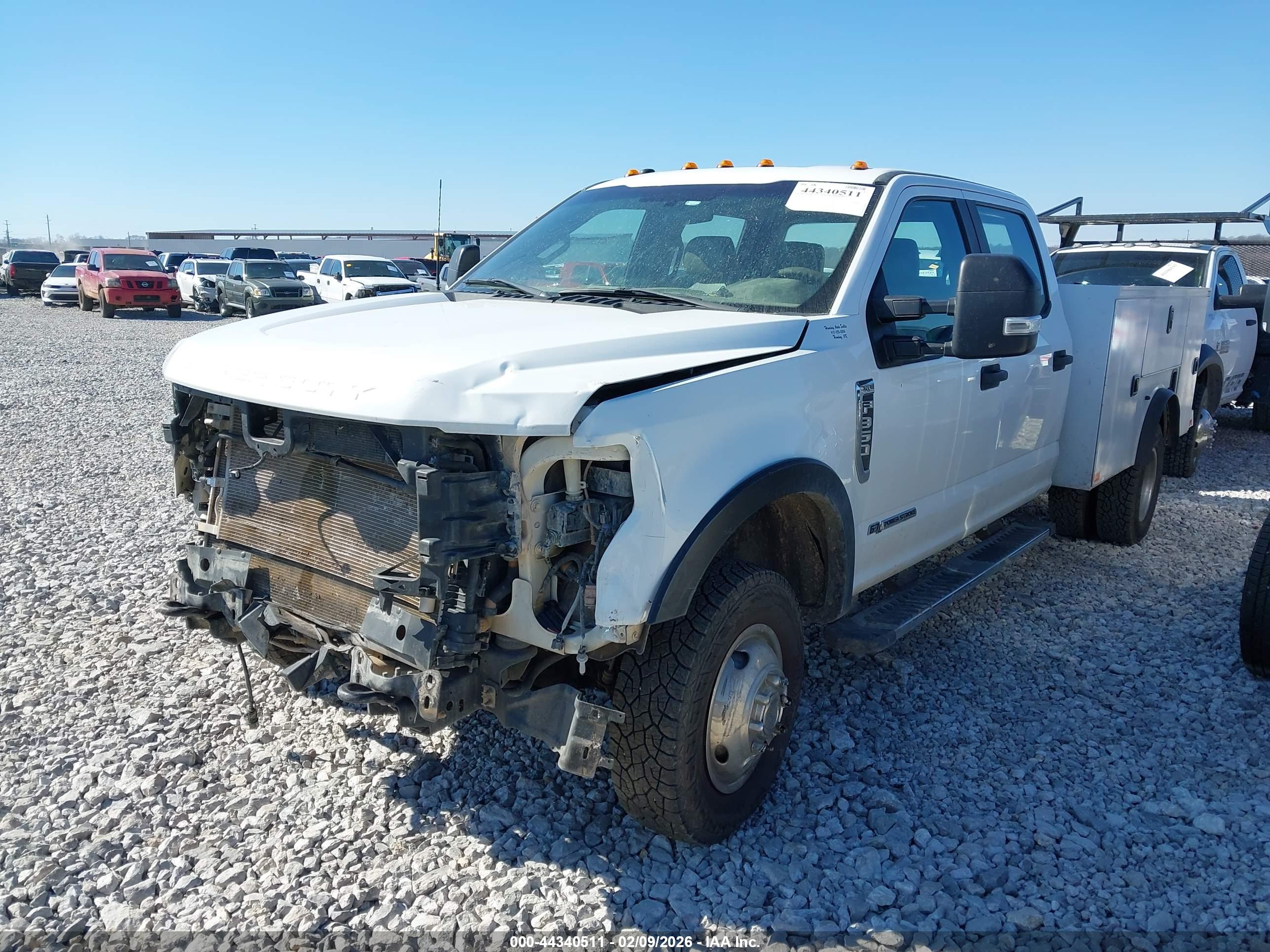 FORD F-350 image 2