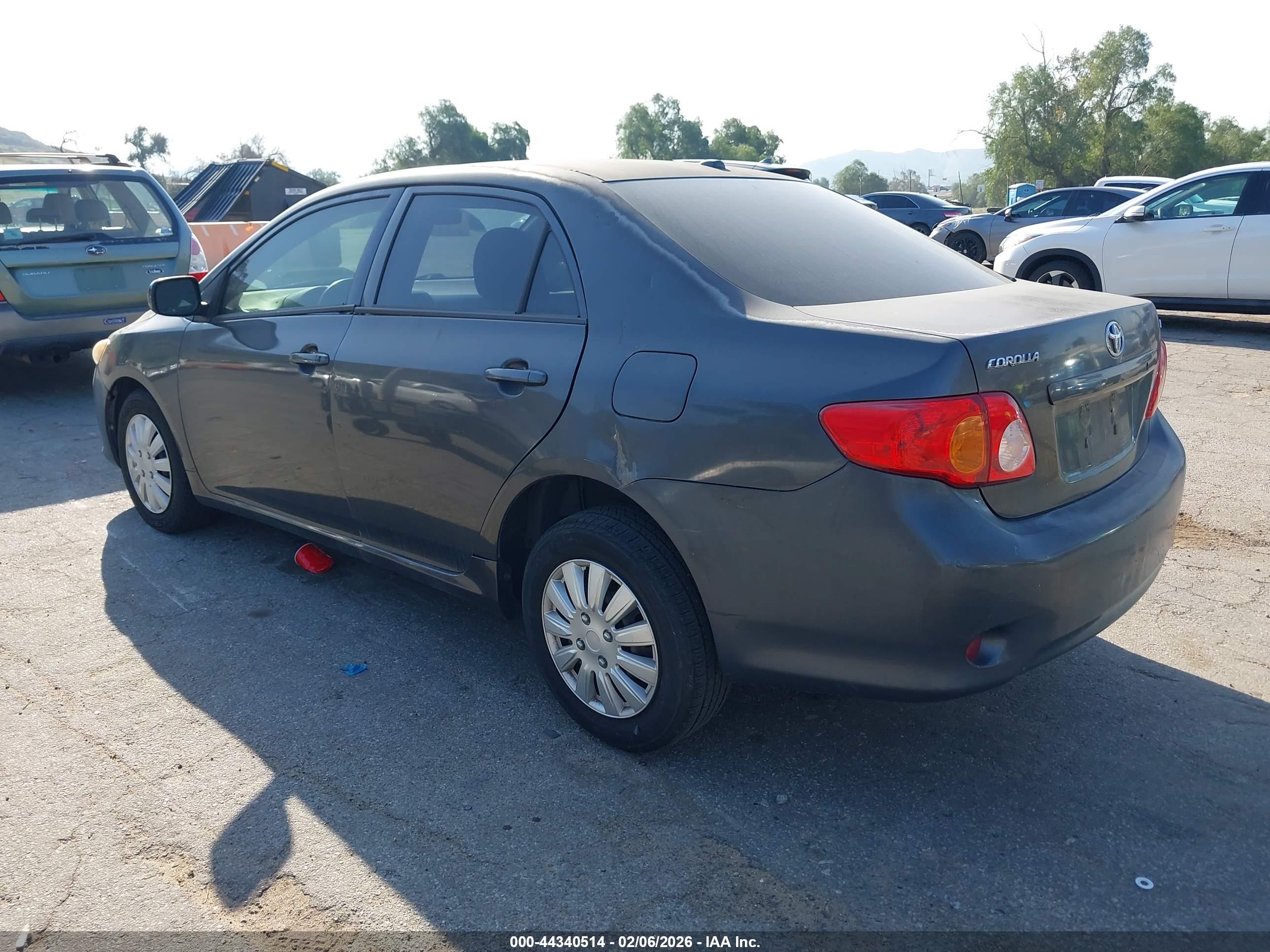 TOYOTA COROLLA image 3