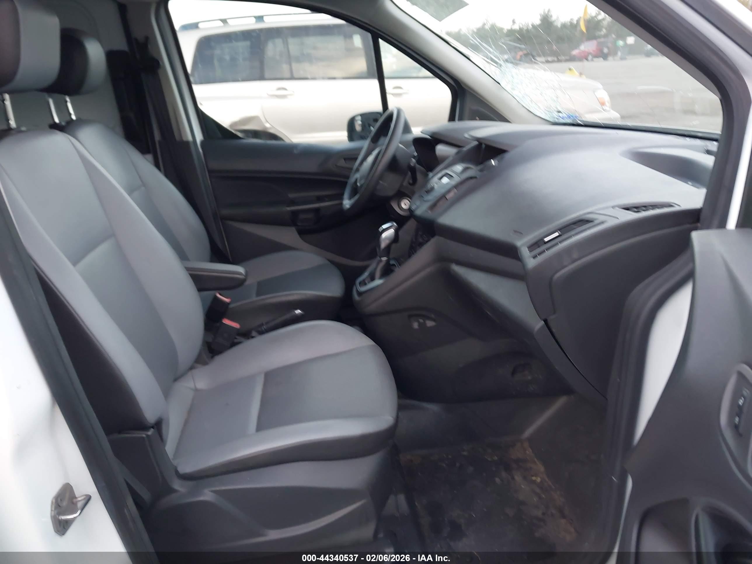 FORD TRANSIT image 5