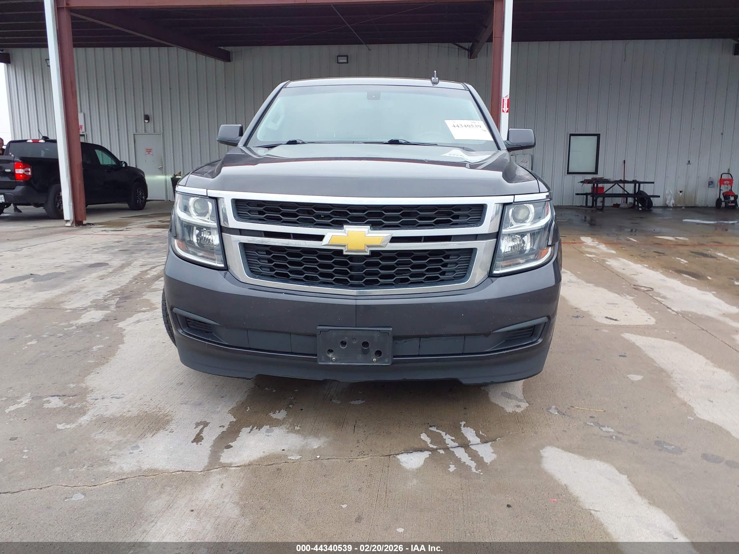 CHEVROLET TAHOE image 6