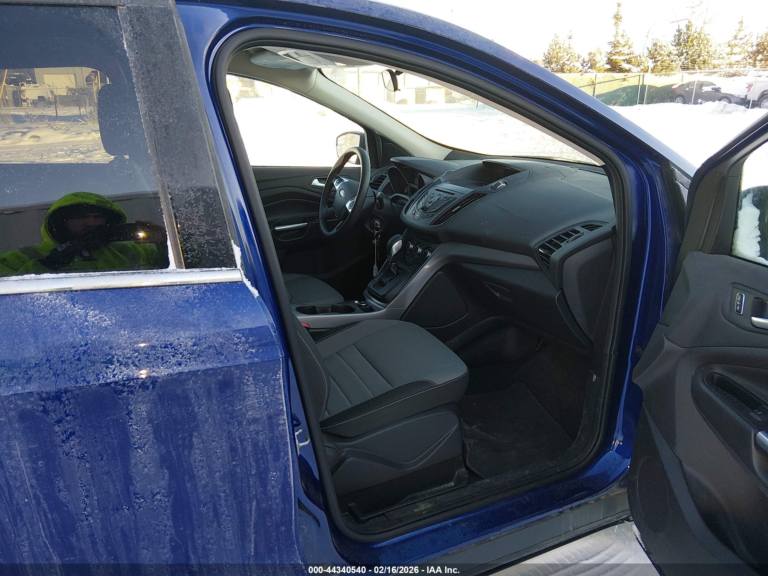 FORD ESCAPE image 5