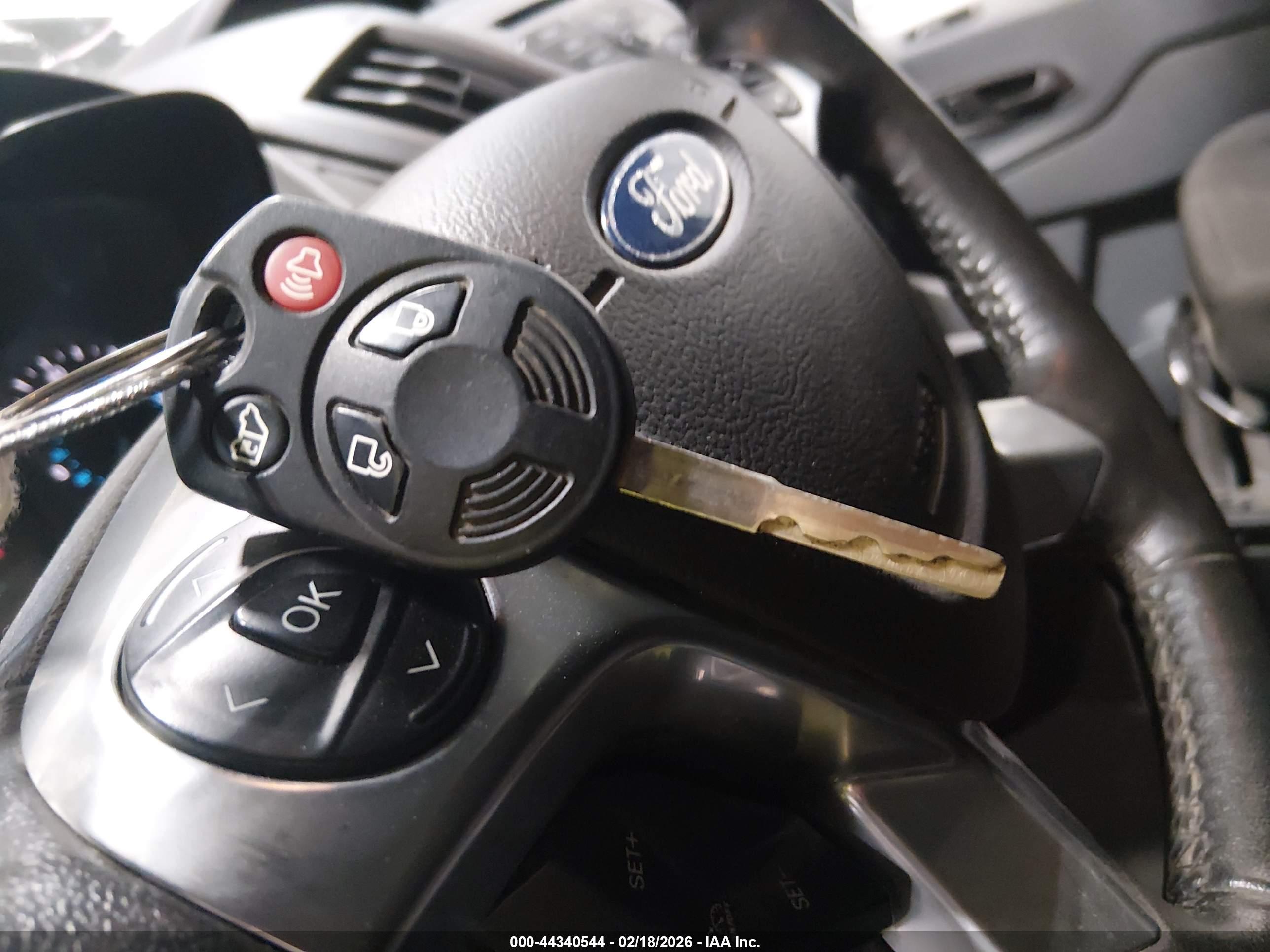 FORD TRANSIT-350 image 11