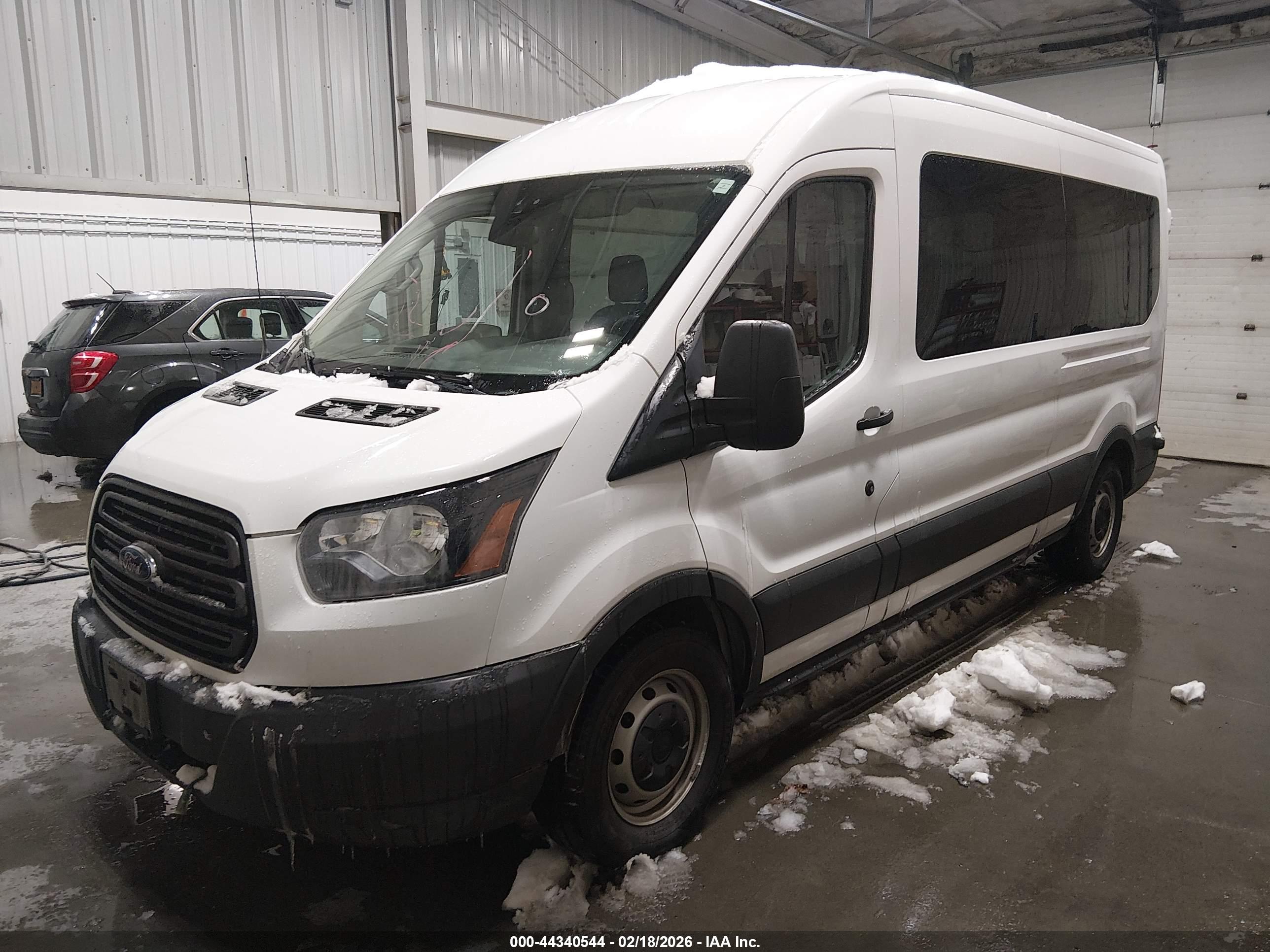 FORD TRANSIT-350 image 2