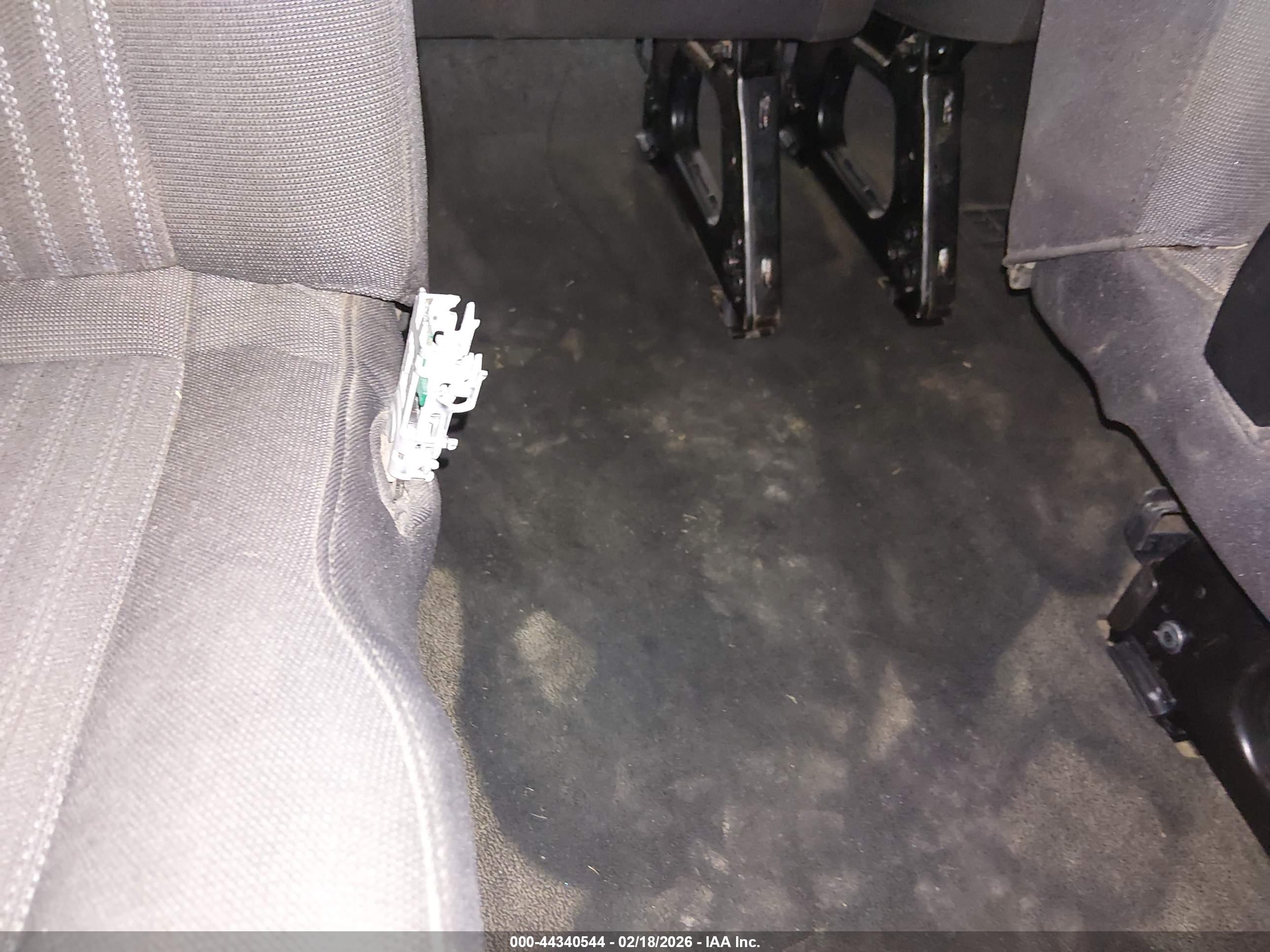 FORD TRANSIT-350 image 6