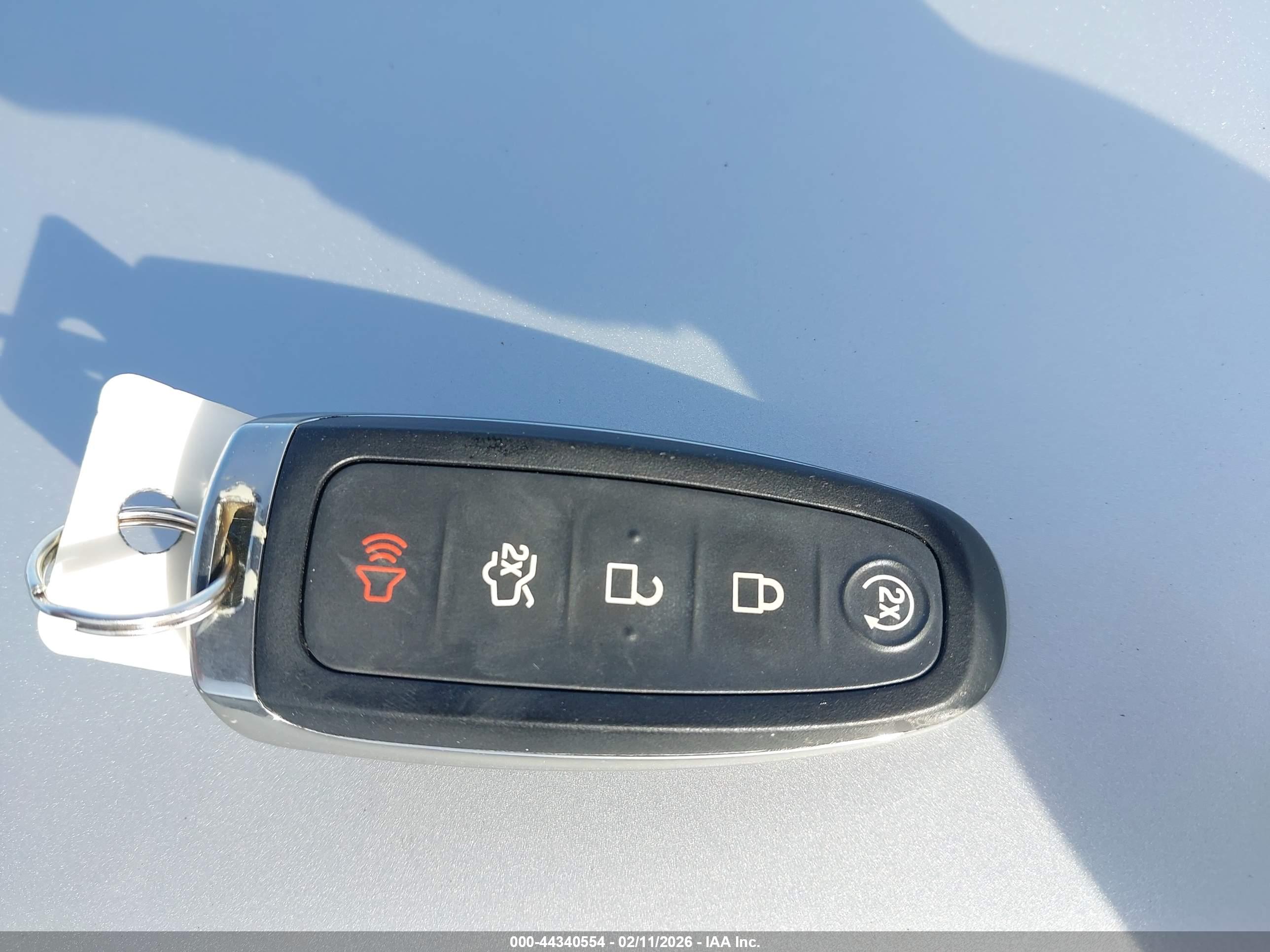 FORD EXPLORER image 11