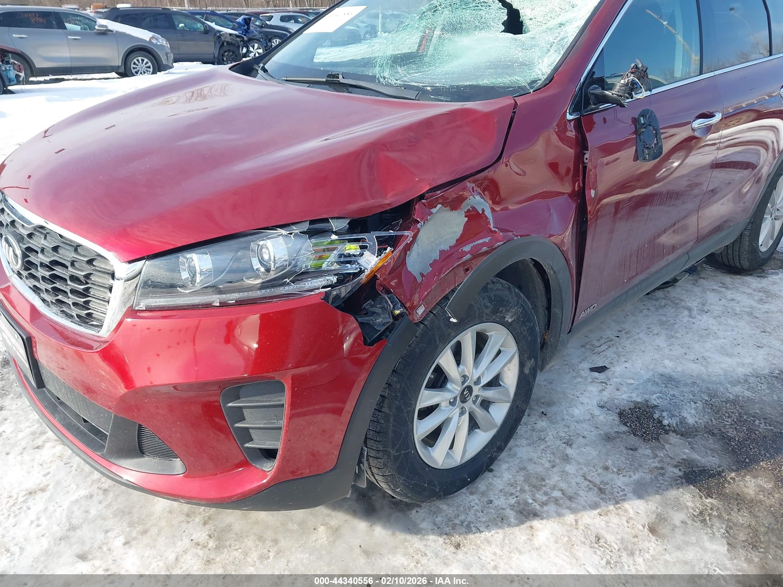 KIA SORENTO image 6