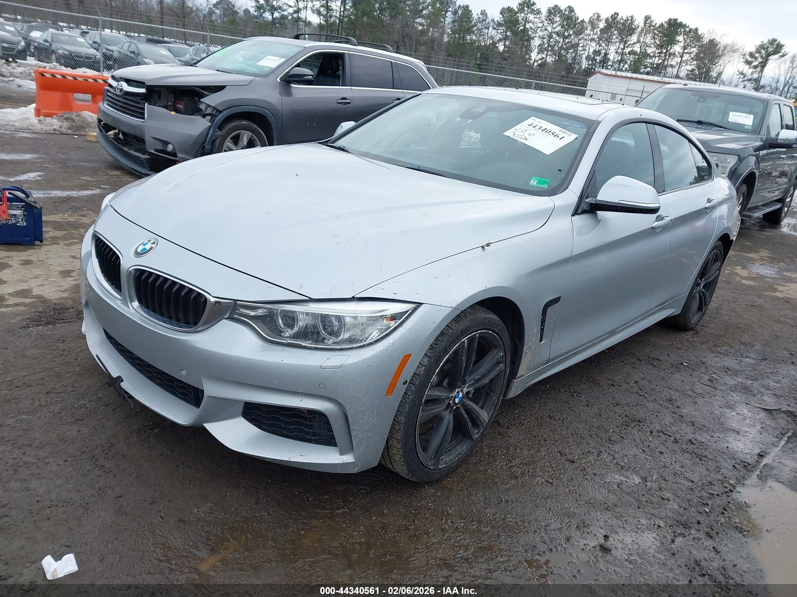 BMW 440I image 2