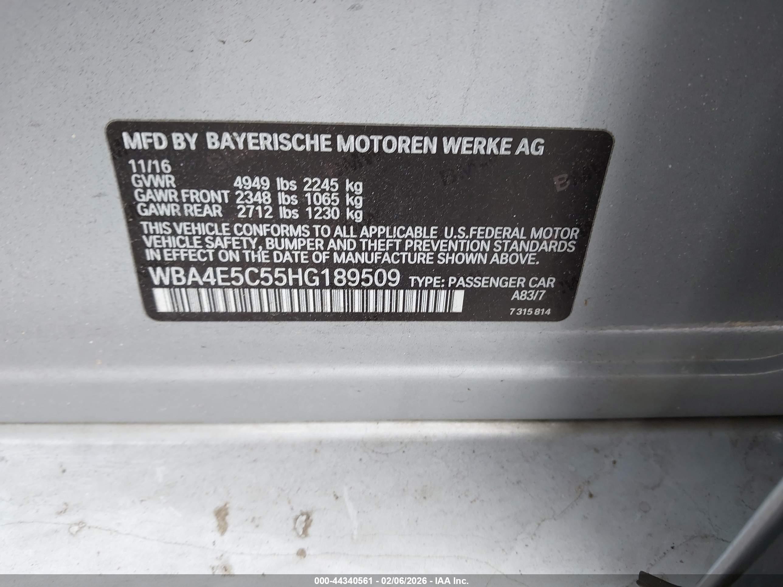 BMW 440I image 9