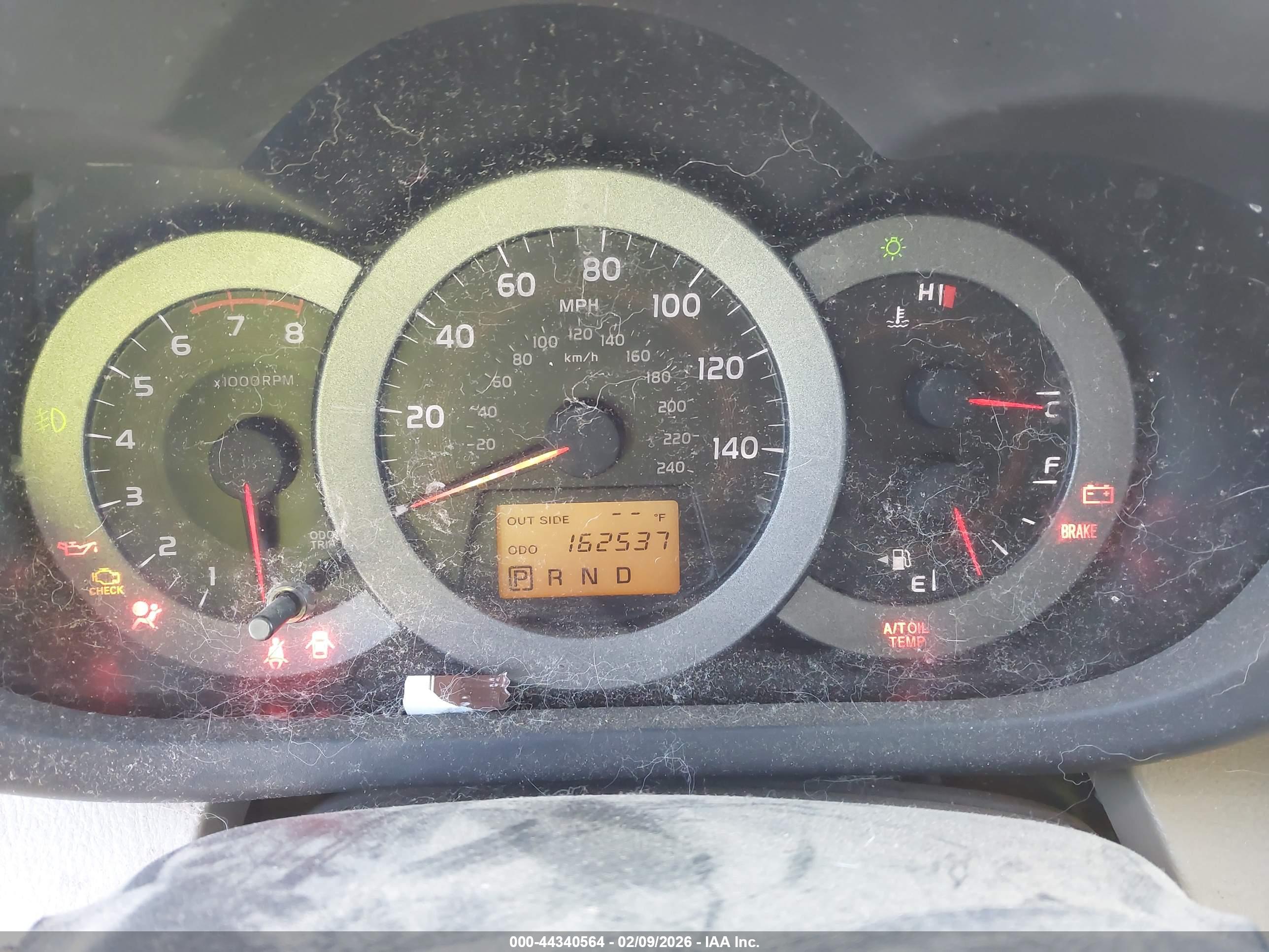 TOYOTA RAV4 image 7