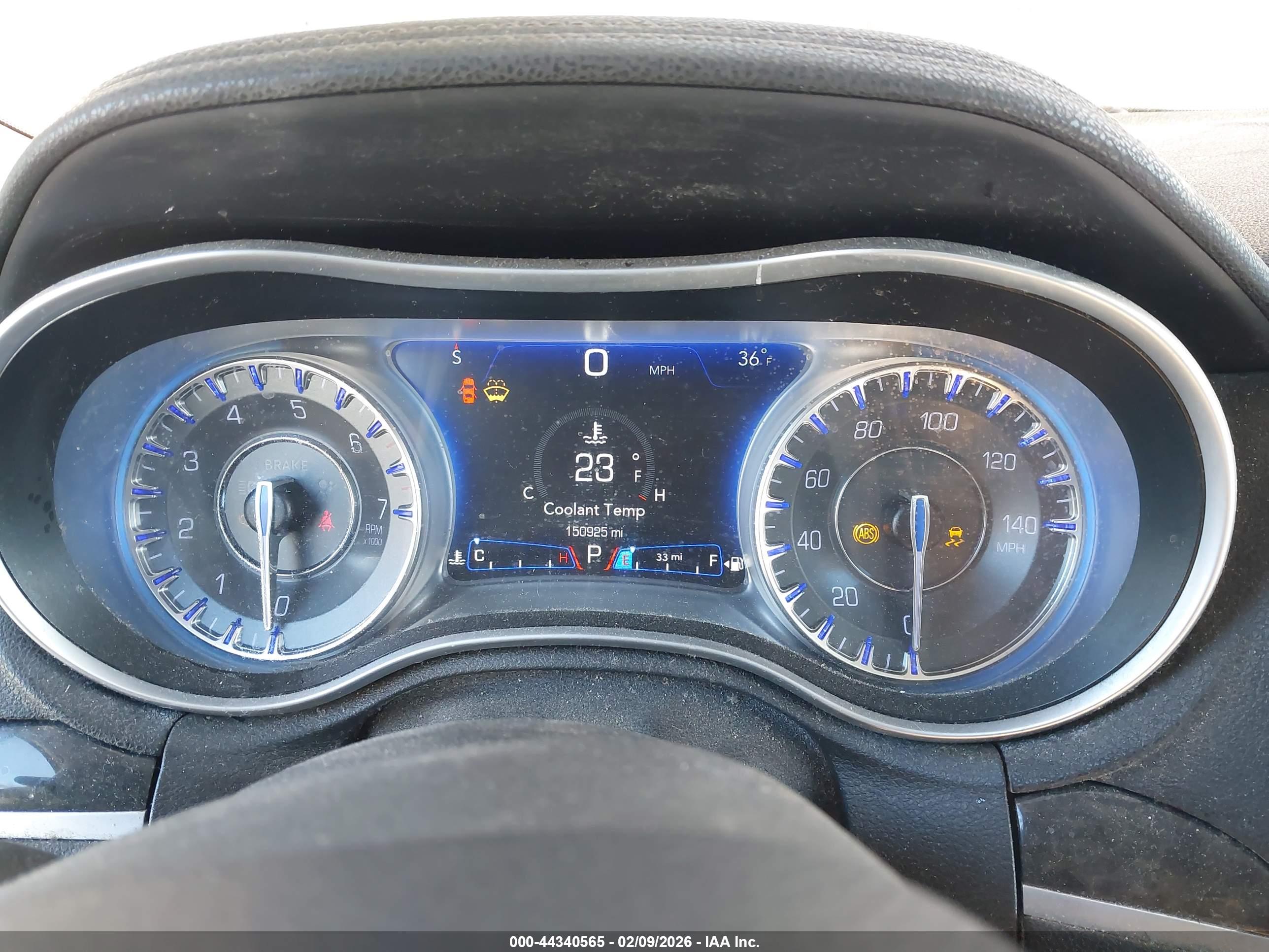 CHRYSLER 300C image 7