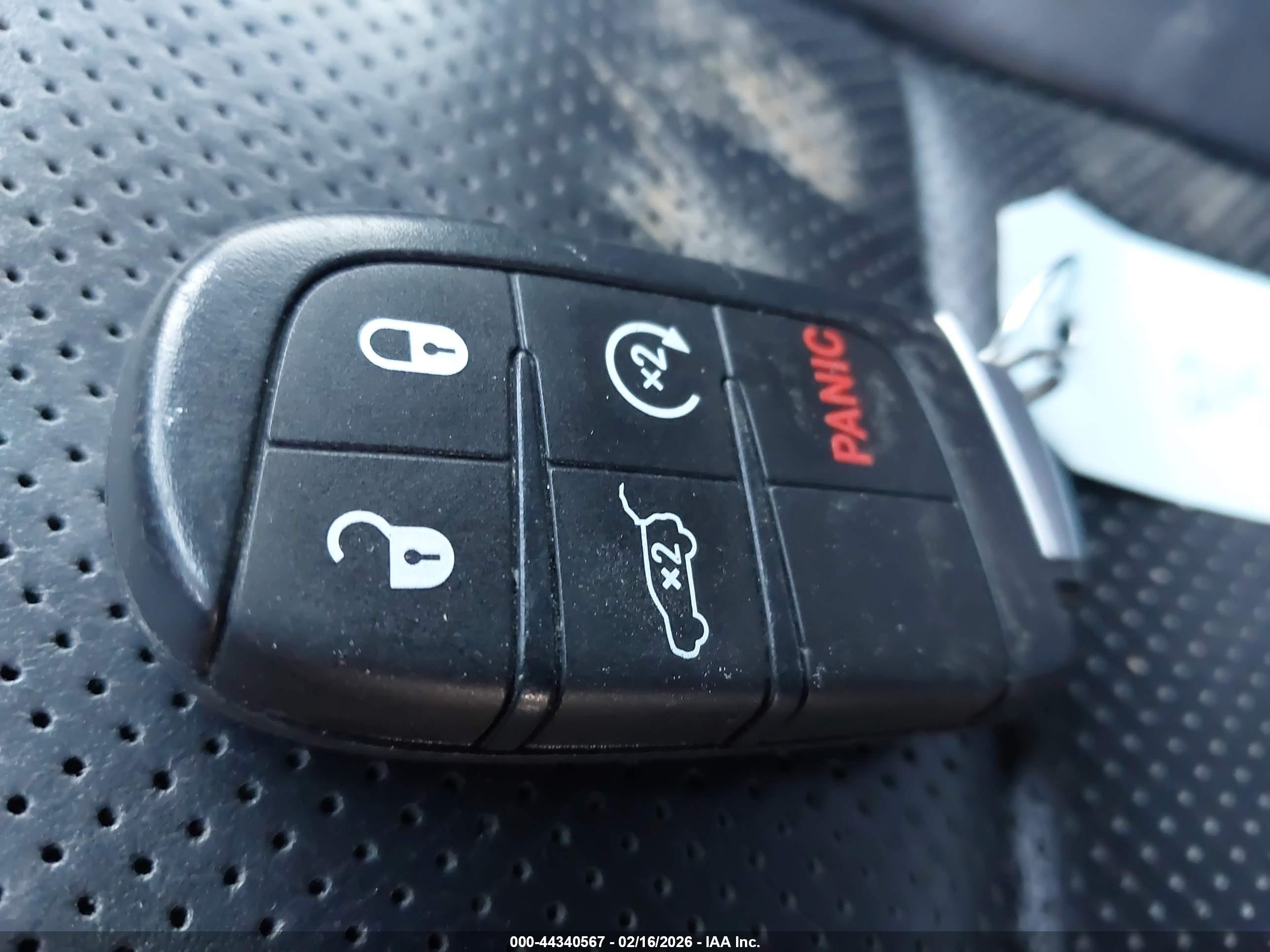 JEEP GRAND image 11