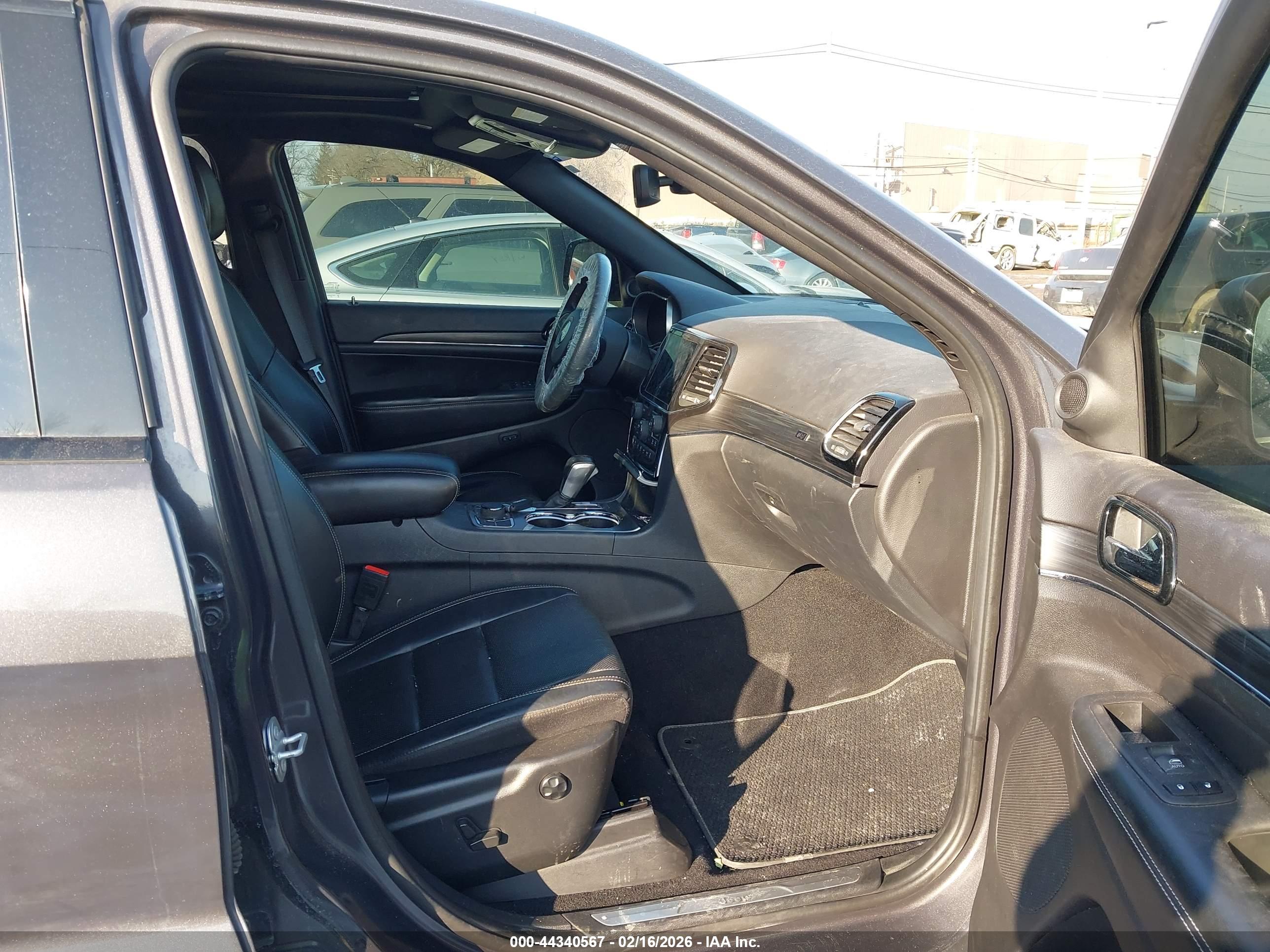 JEEP GRAND image 5