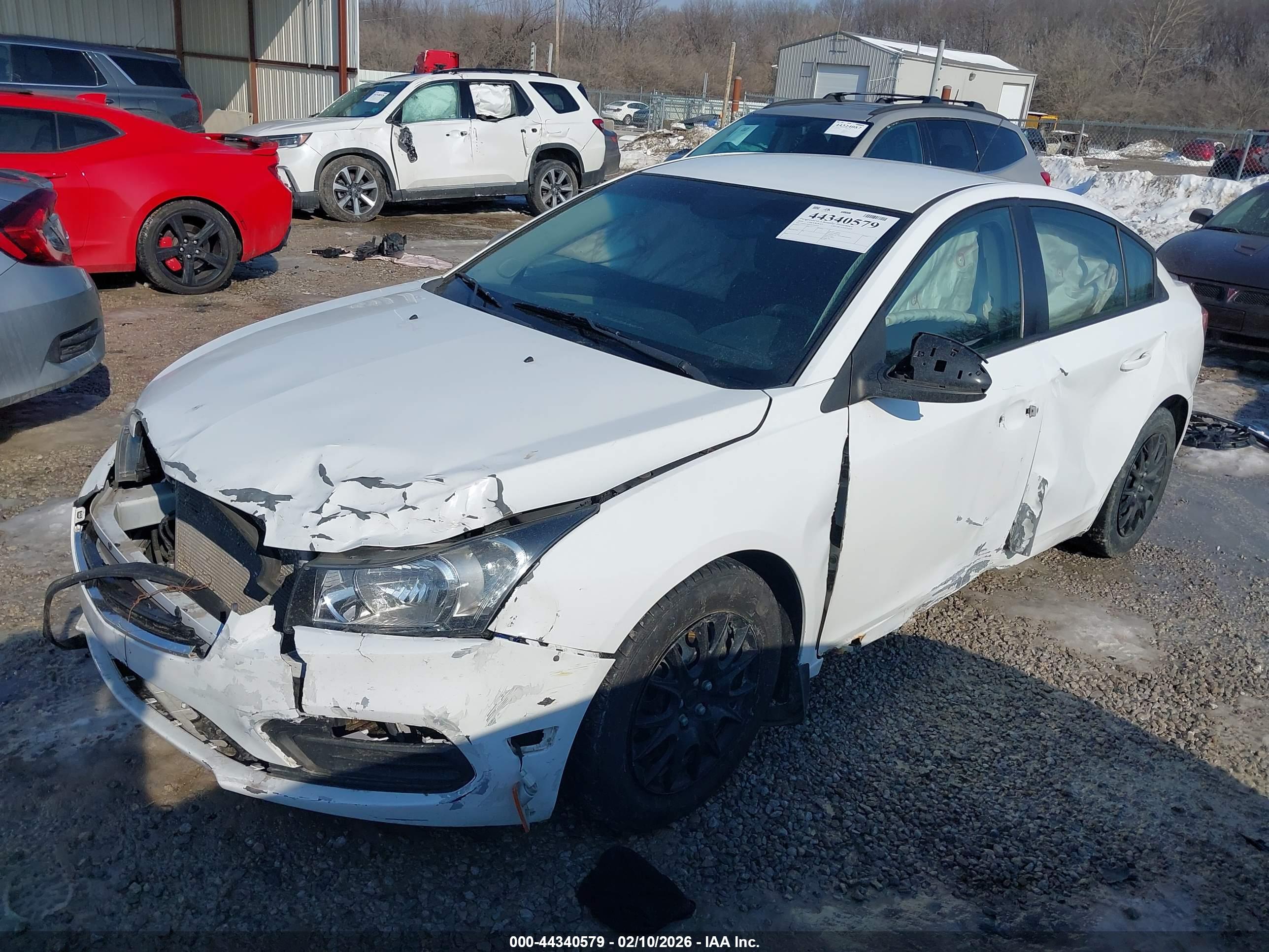 CHEVROLET CRUZE image 2