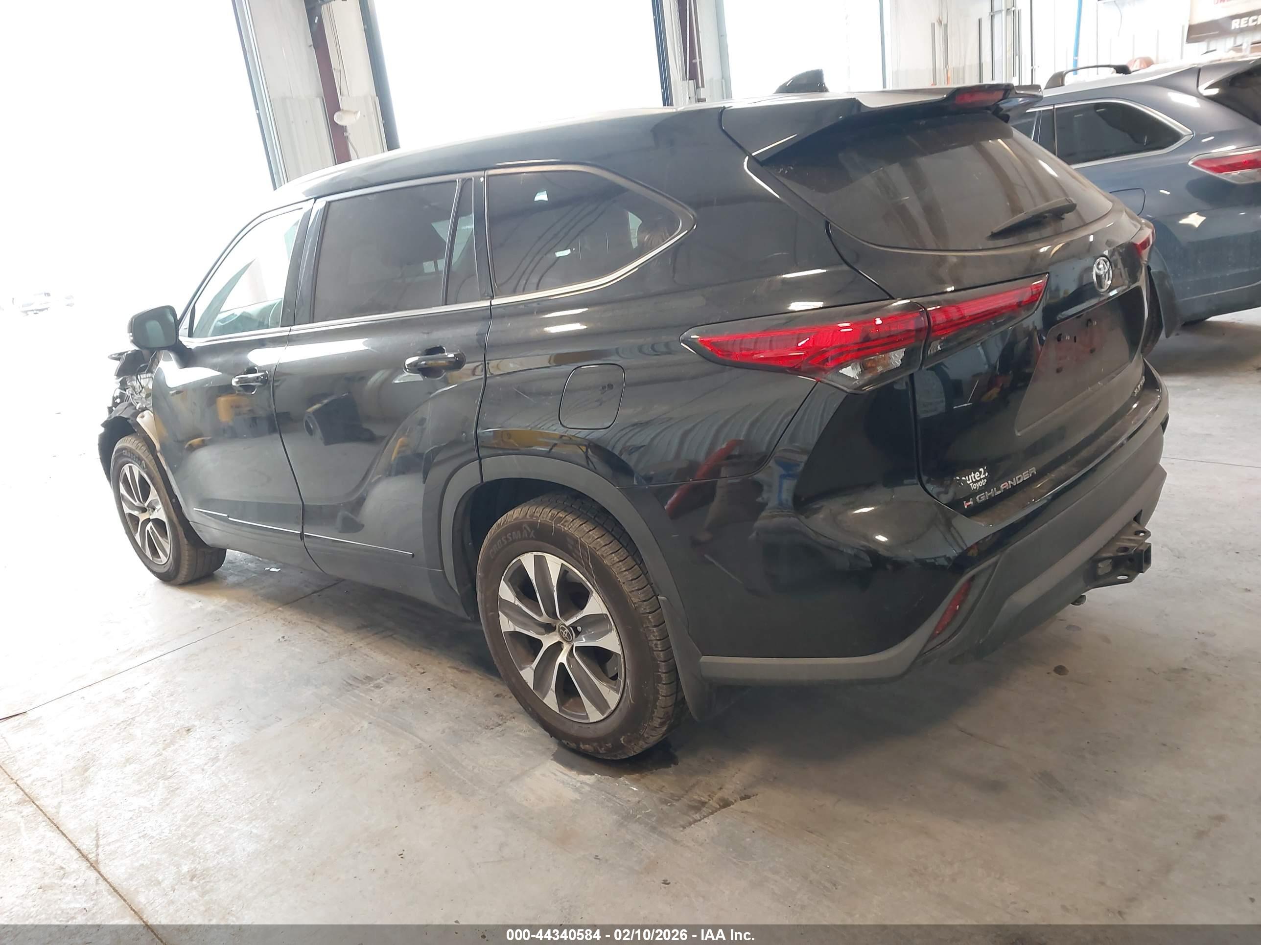 TOYOTA HIGHLANDER image 3