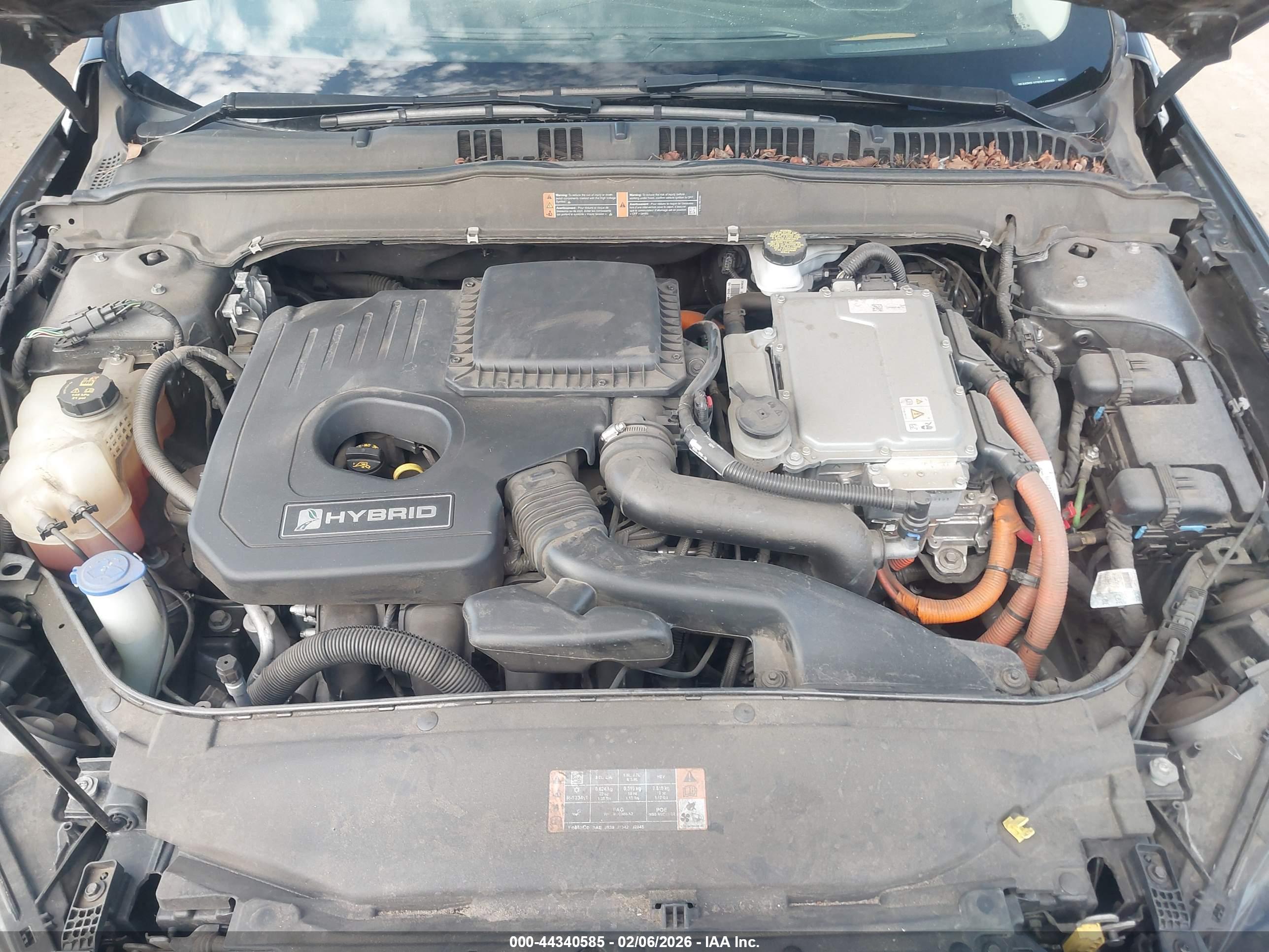 FORD FUSION image 10