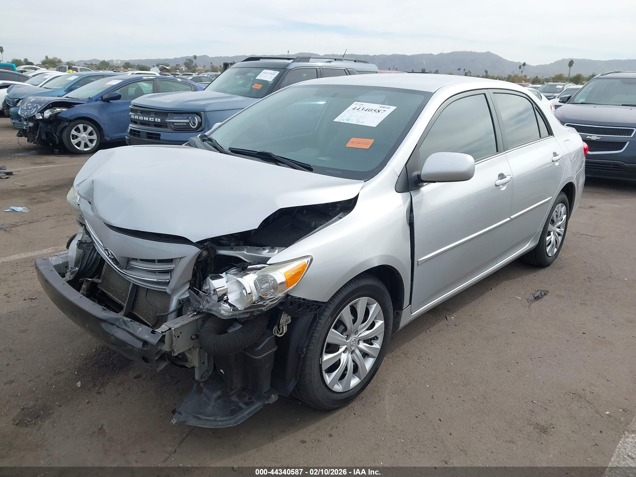 TOYOTA COROLLA image 2