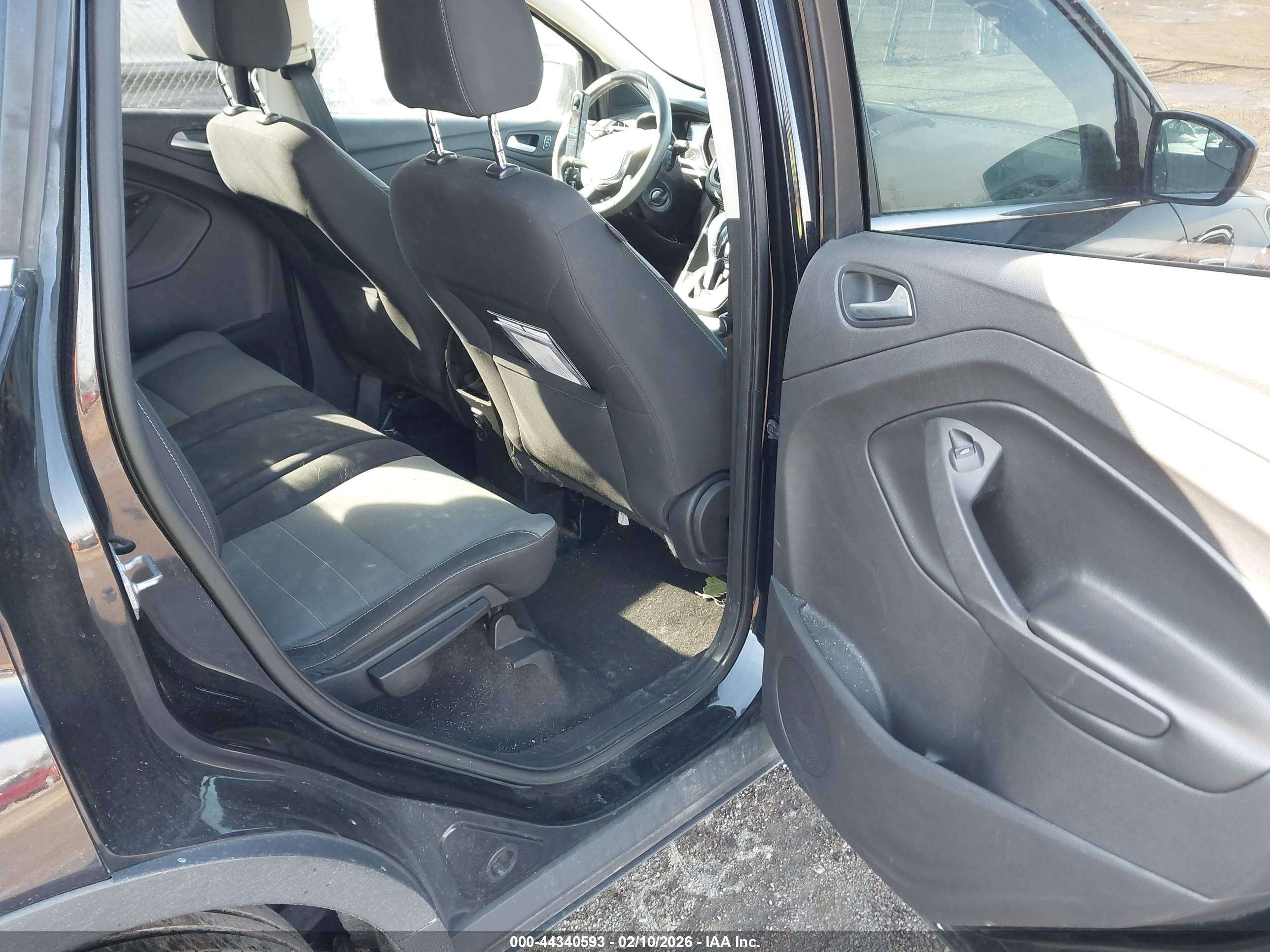 FORD ESCAPE image 8