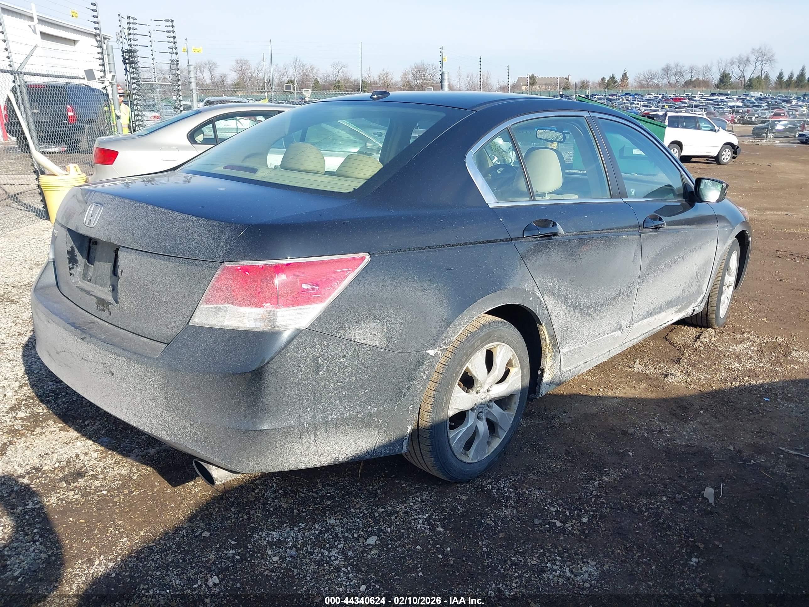 HONDA ACCORD image 4