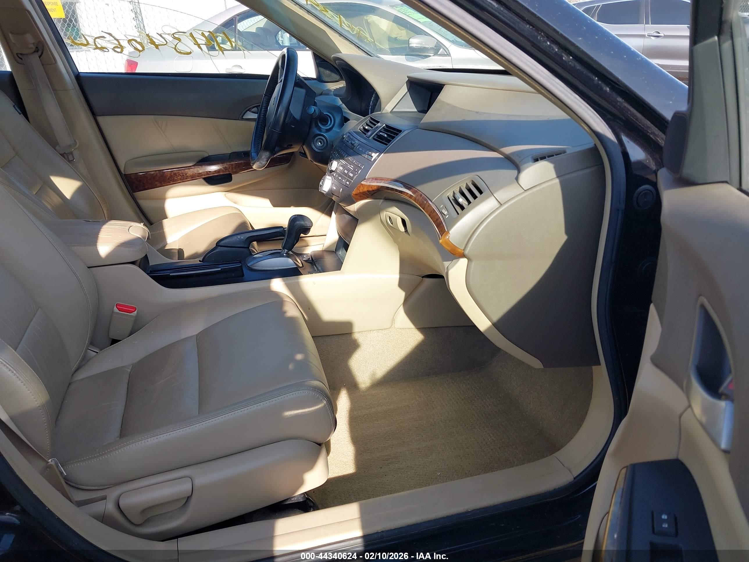 HONDA ACCORD image 5