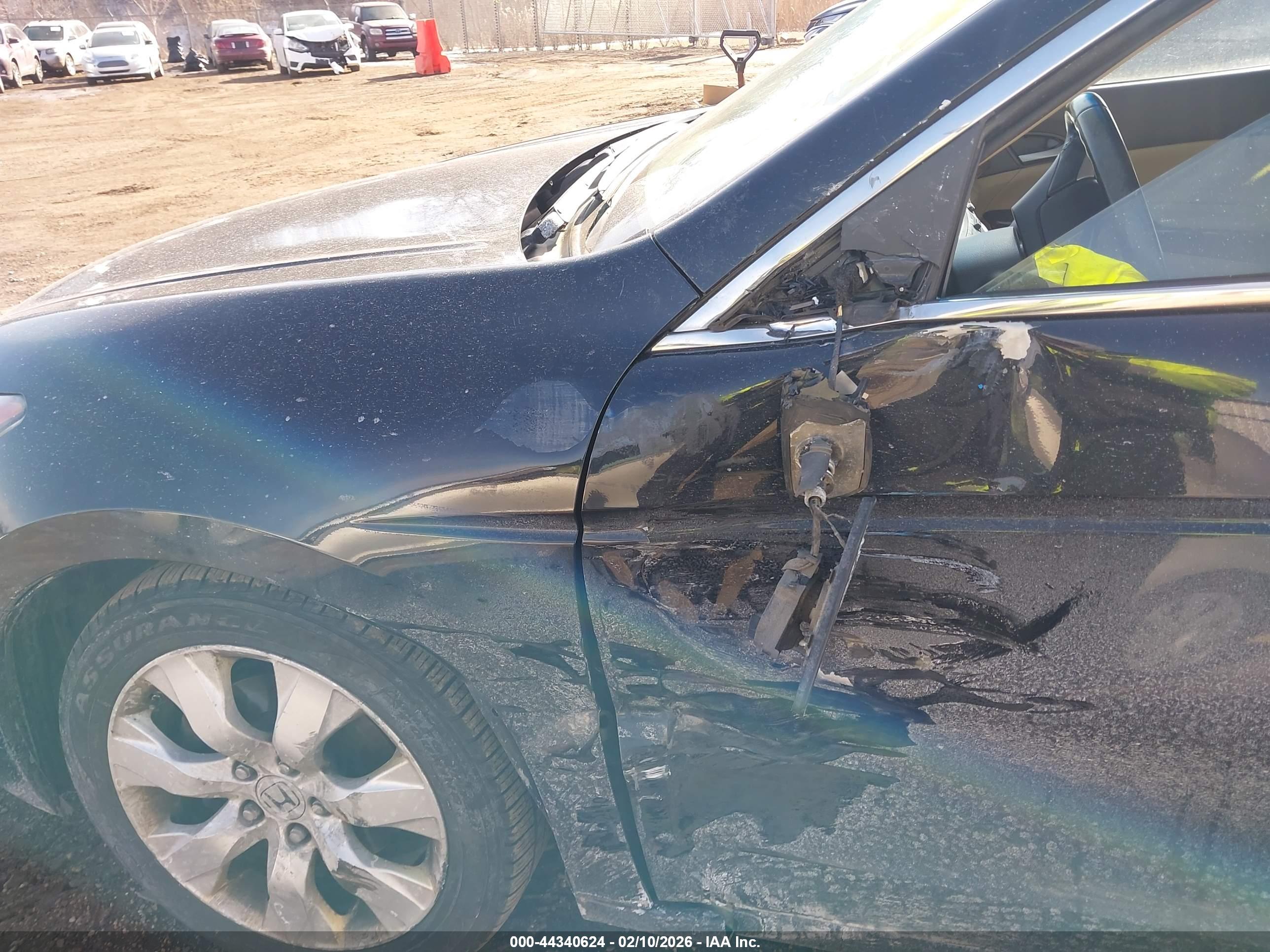 HONDA ACCORD image 6