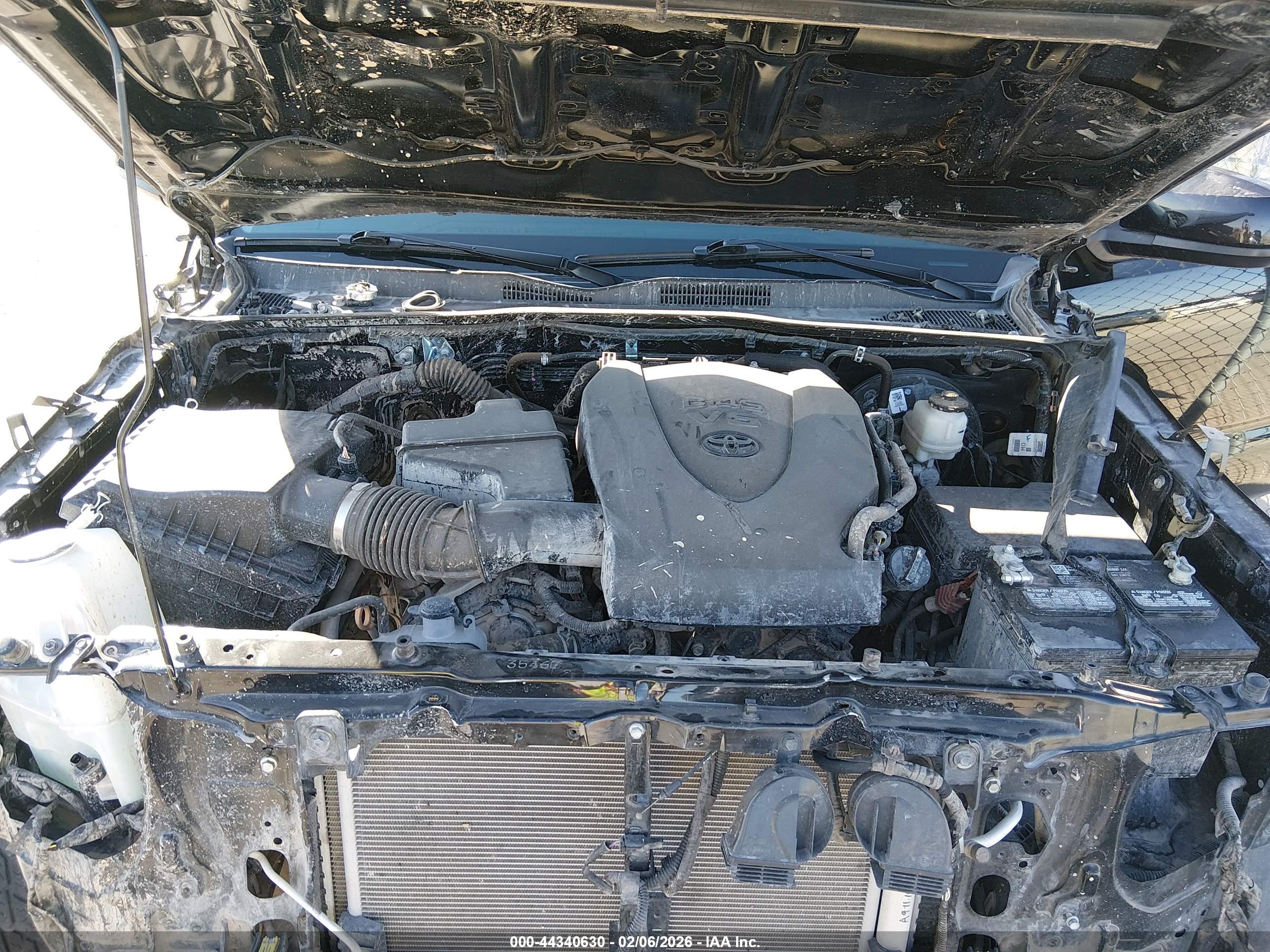 TOYOTA TACOMA image 10